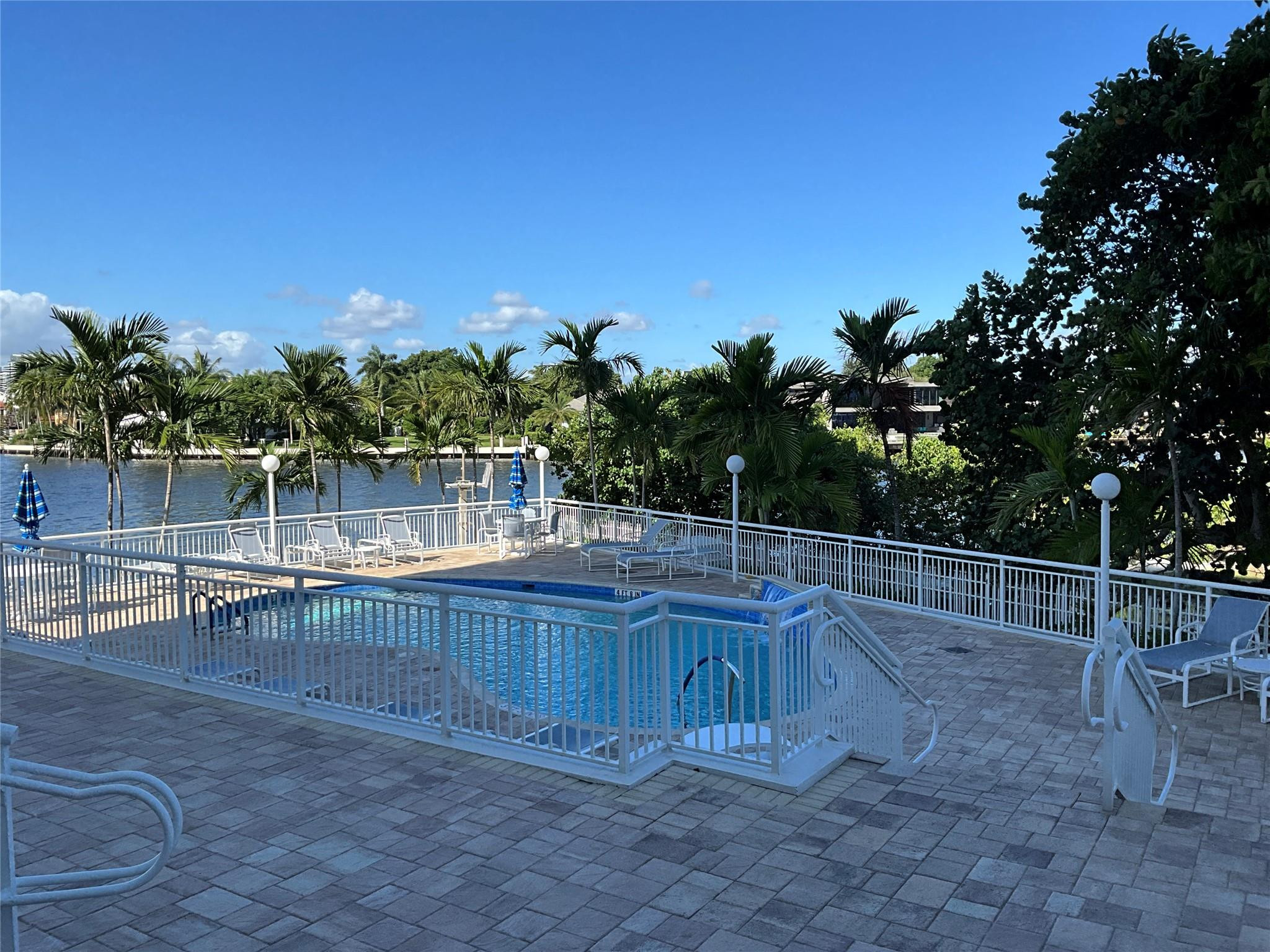 511 Bayshore #405 Fort Lauderdale, FL 33304