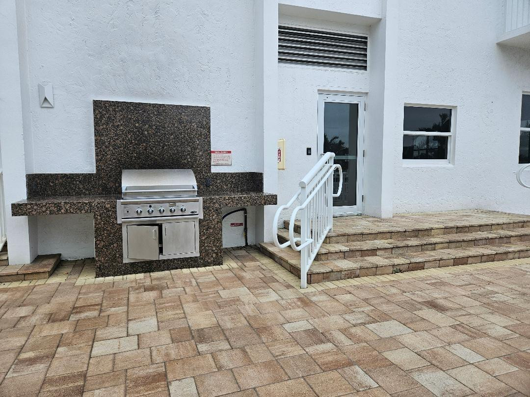 511 Bayshore #405 Fort Lauderdale, FL 33304