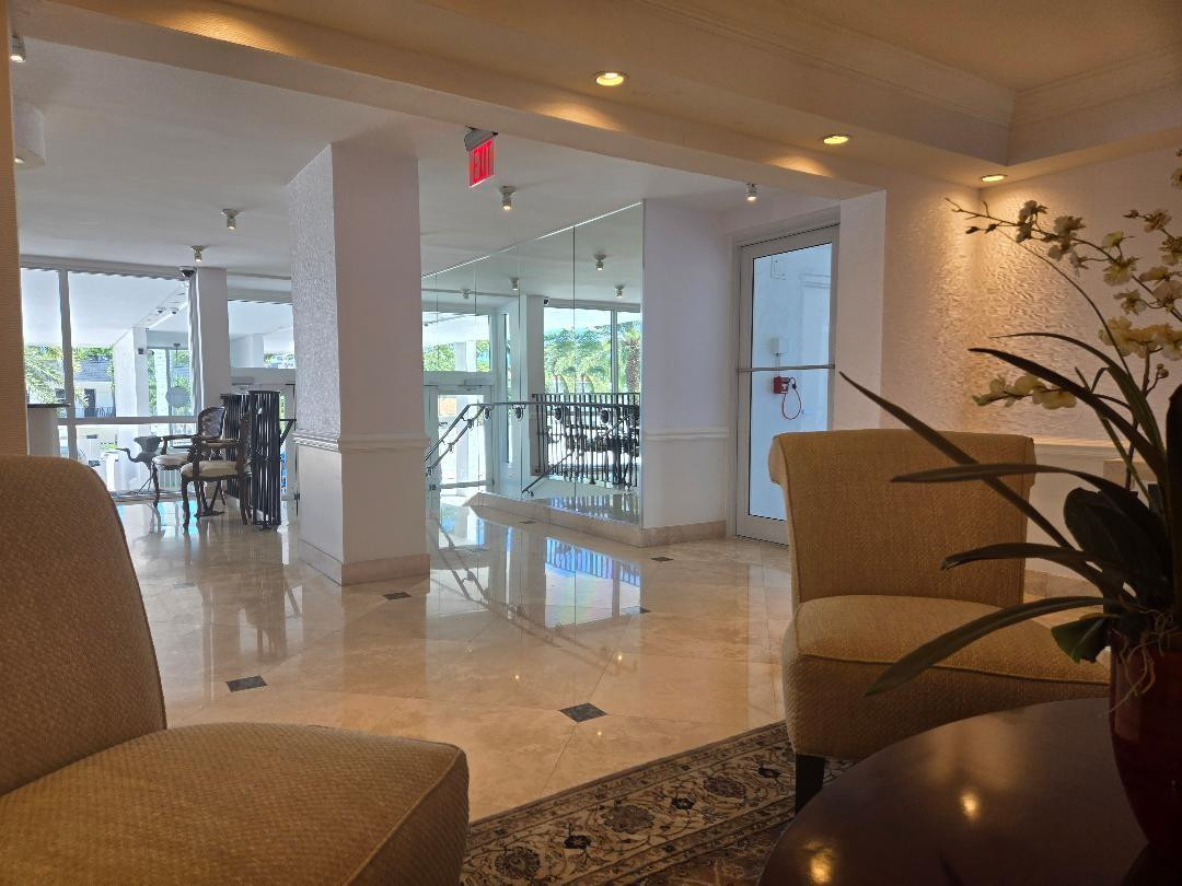 511 Bayshore #405 Fort Lauderdale, FL 33304