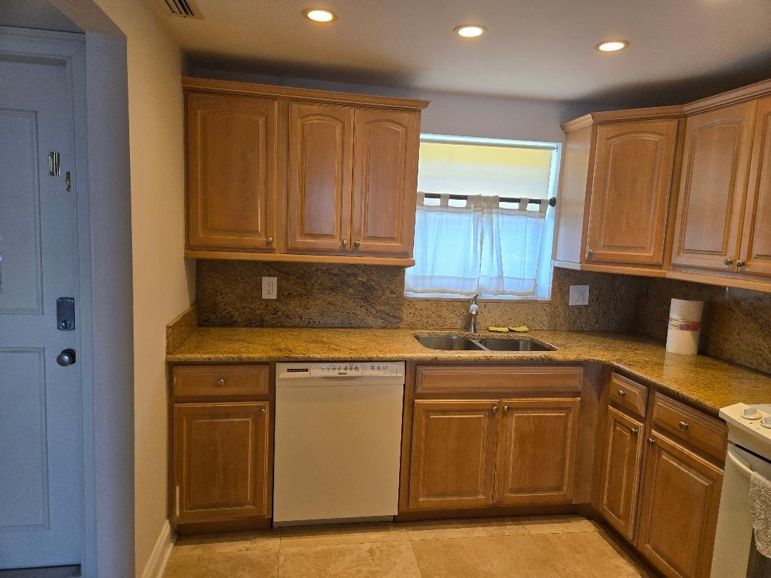 511 Bayshore #405 Fort Lauderdale, FL 33304