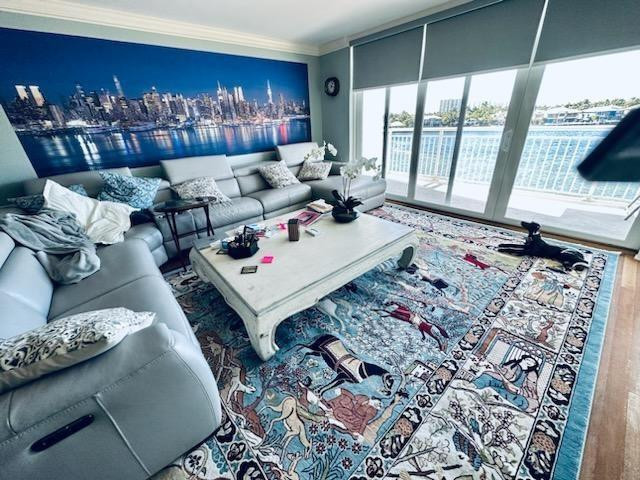 511 Bayshore #405 Fort Lauderdale, FL 33304