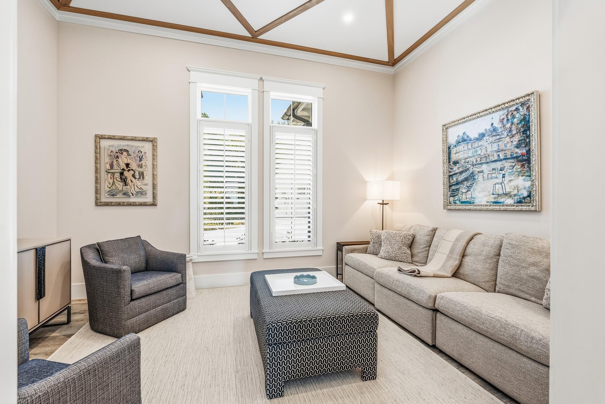 1505 W Camino Del Rio Vero Beach, FL 32963
