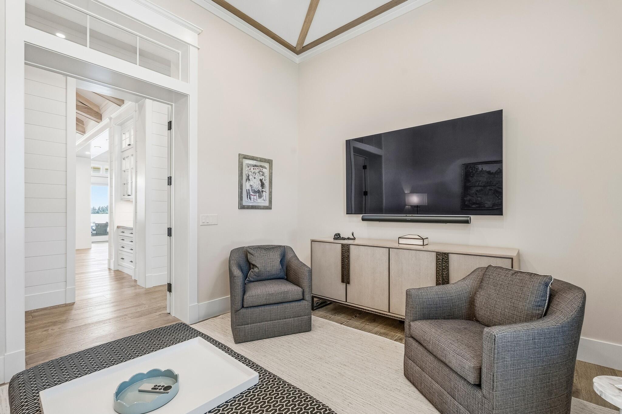 1505 W Camino Del Rio Vero Beach, FL 32963