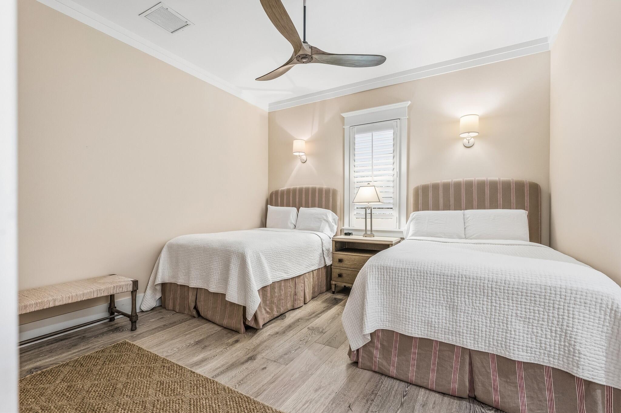 1505 W Camino Del Rio Vero Beach, FL 32963