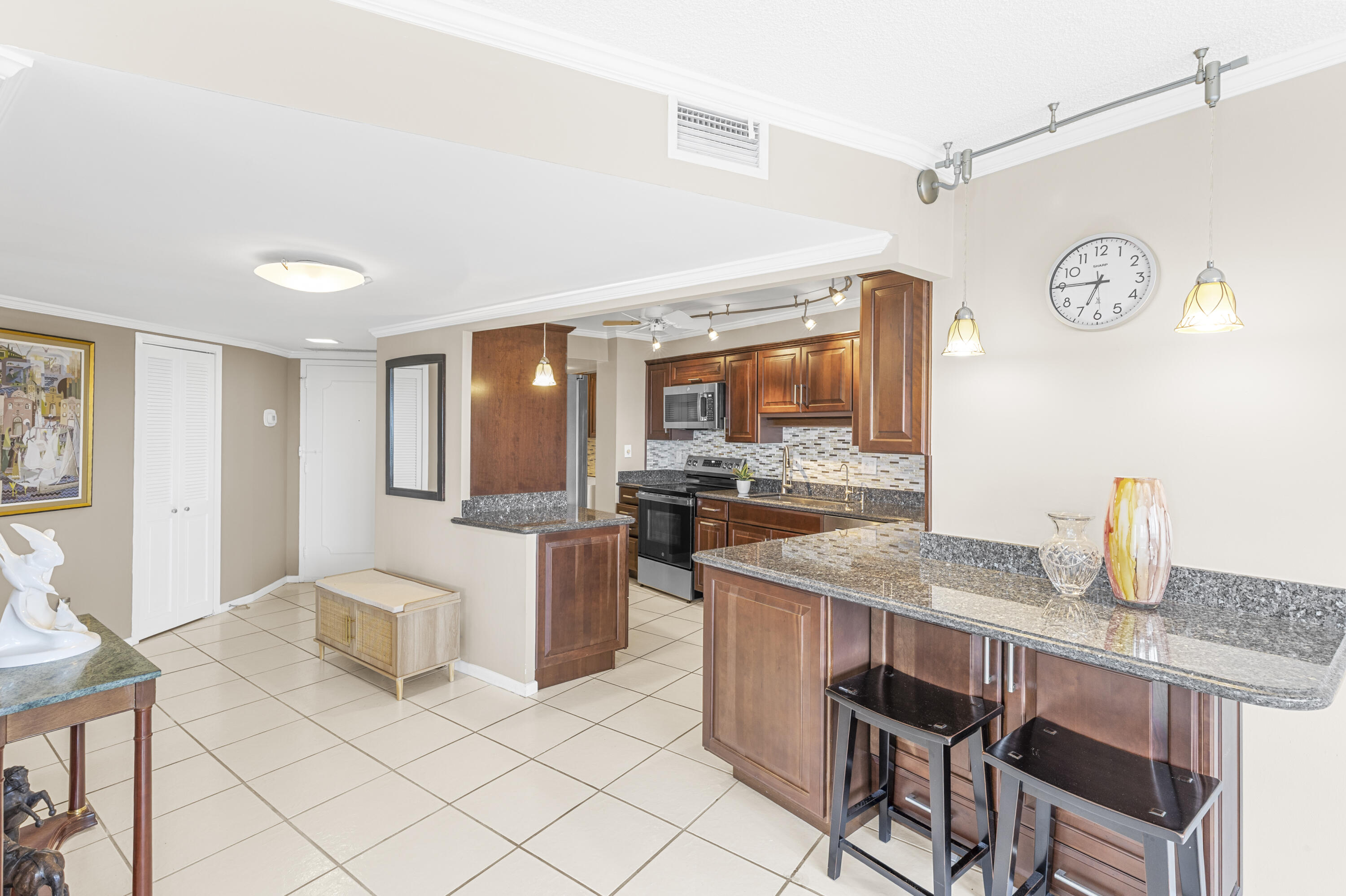 3000 Holiday #1505 Fort Lauderdale, FL 33316