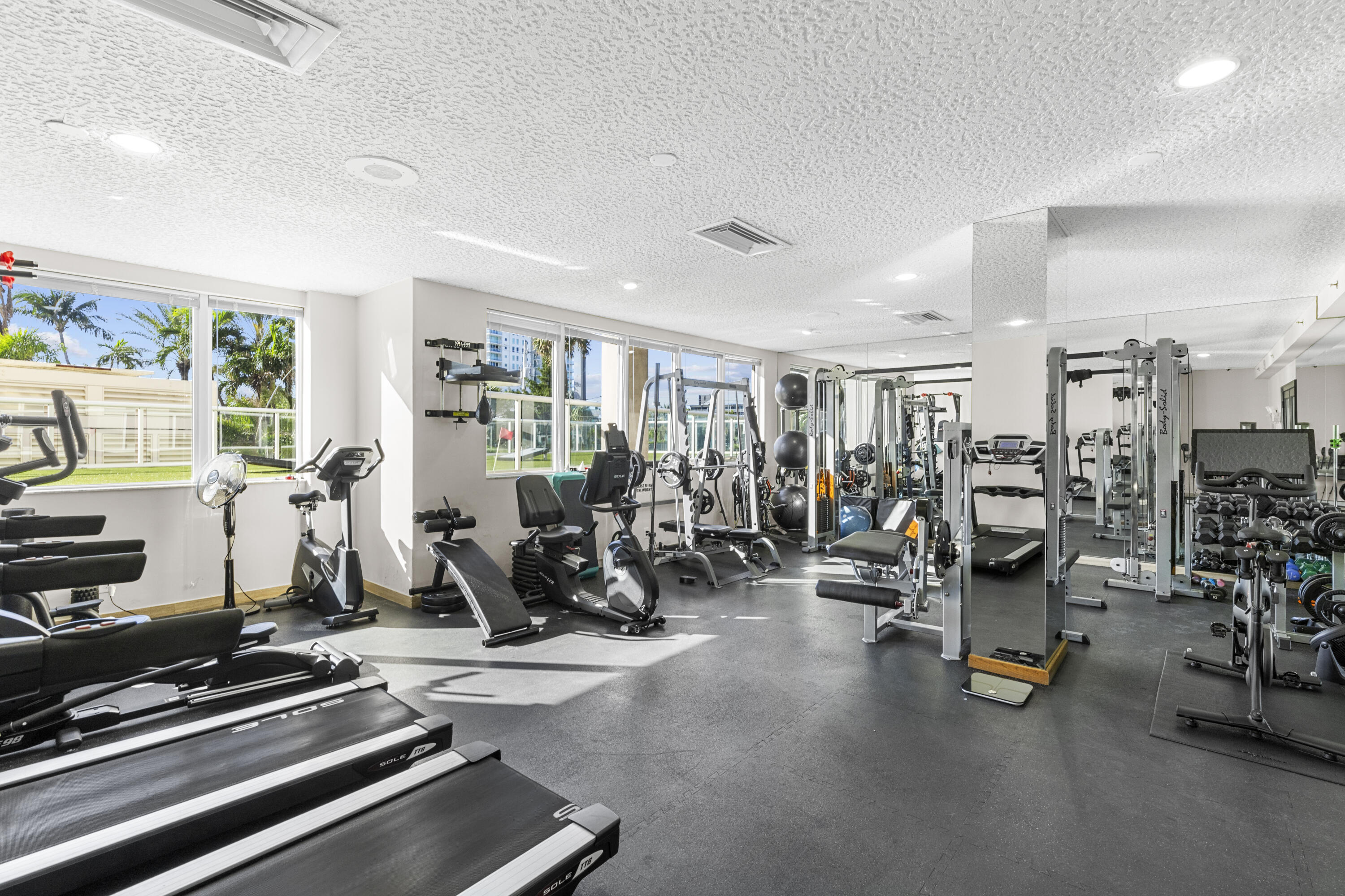 3000 Holiday #1505 Fort Lauderdale, FL 33316