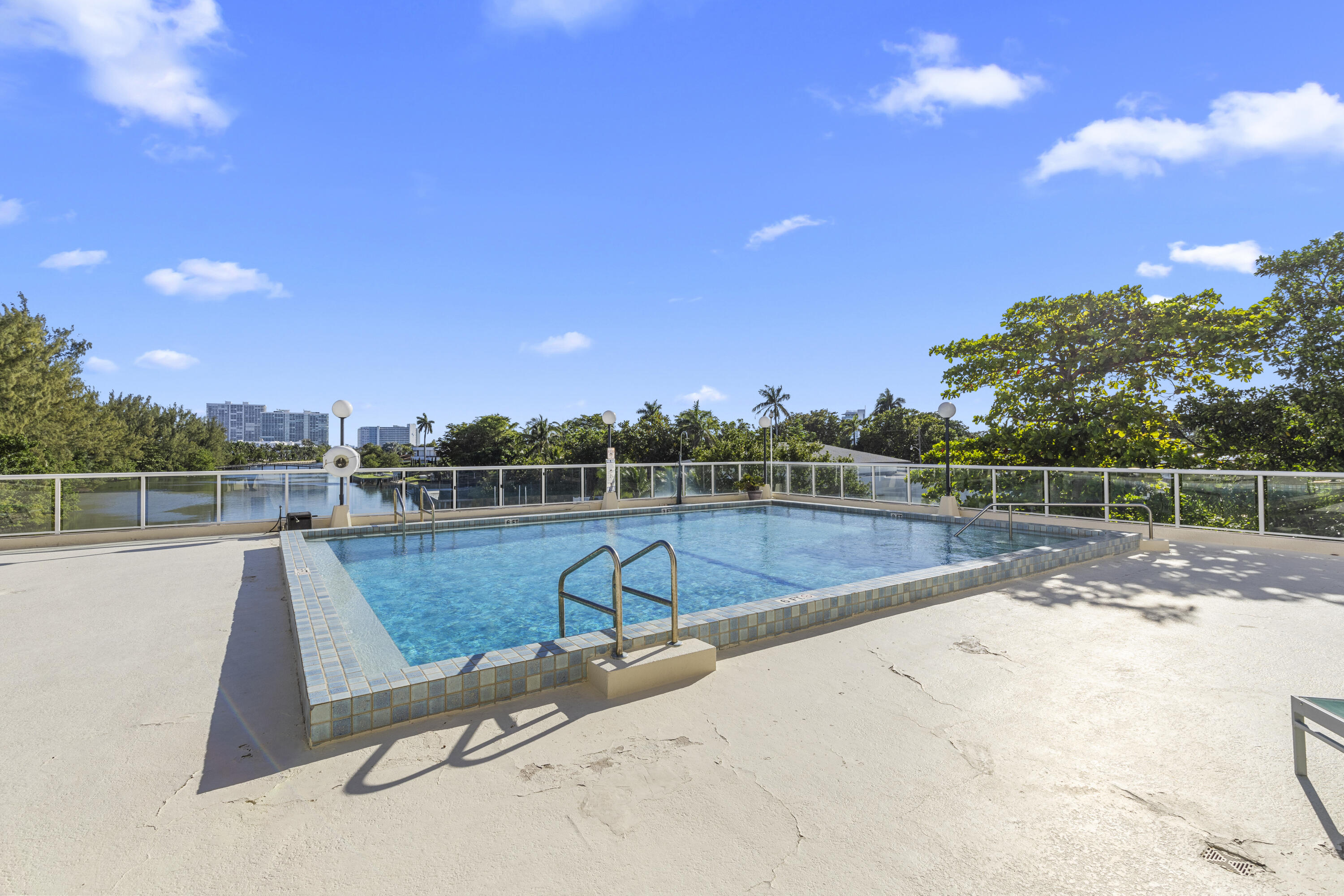 3000 Holiday #1505 Fort Lauderdale, FL 33316