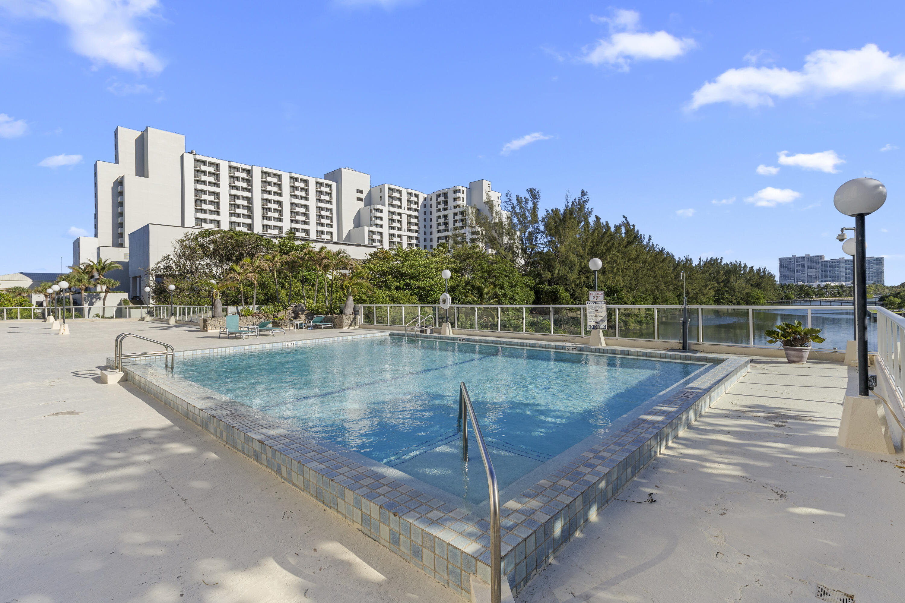3000 Holiday #1505 Fort Lauderdale, FL 33316