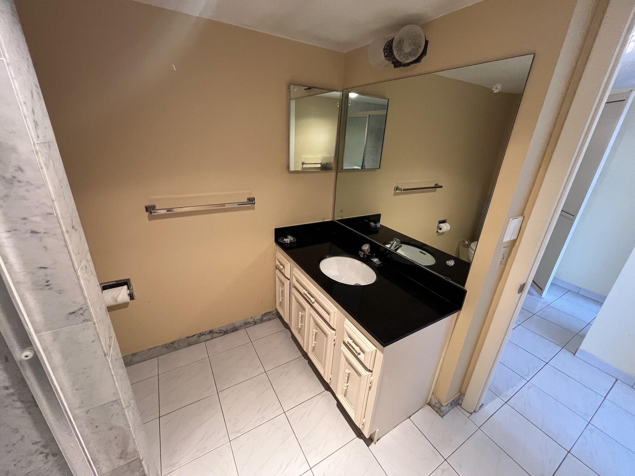 3500 Galt Ocean #1510 Fort Lauderdale, FL 33308