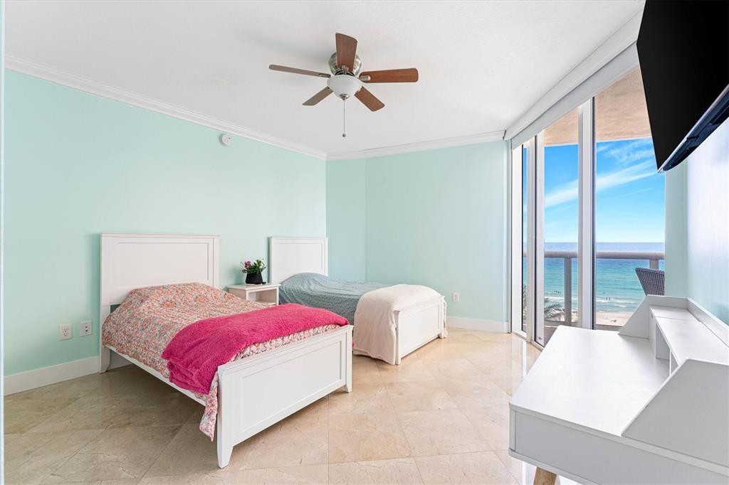 image Ocean Four15