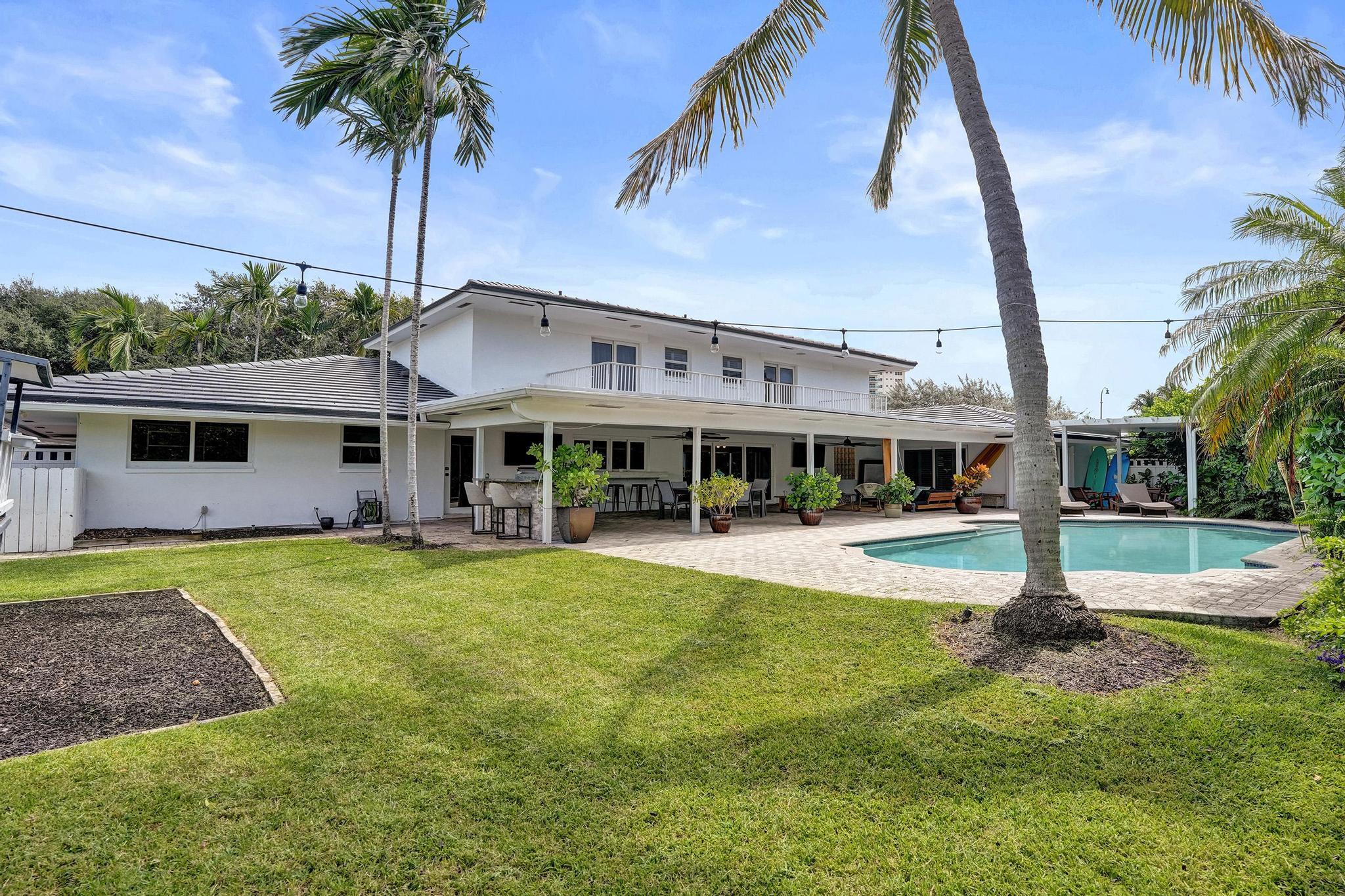2 Mendota Sea Ranch Lakes, FL 33308