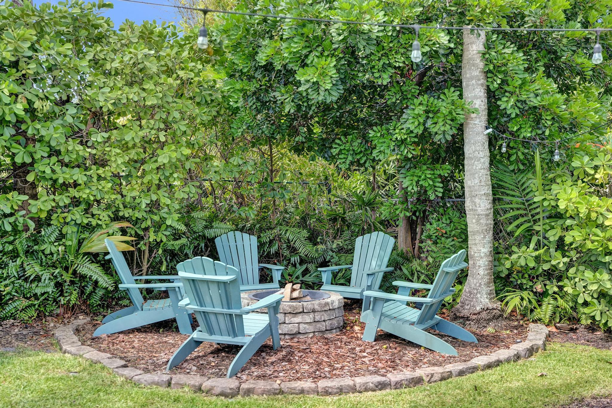 2 Mendota Sea Ranch Lakes, FL 33308