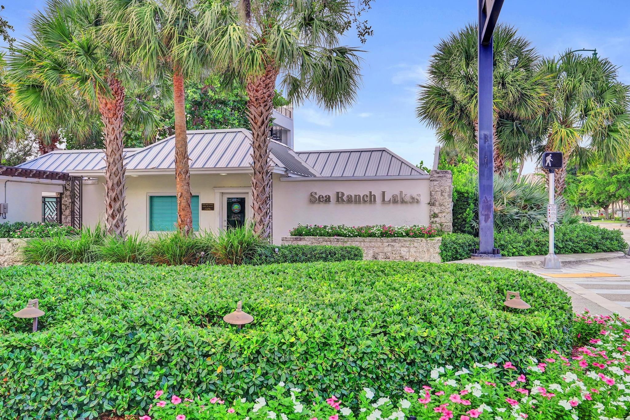 2 Mendota Sea Ranch Lakes, FL 33308