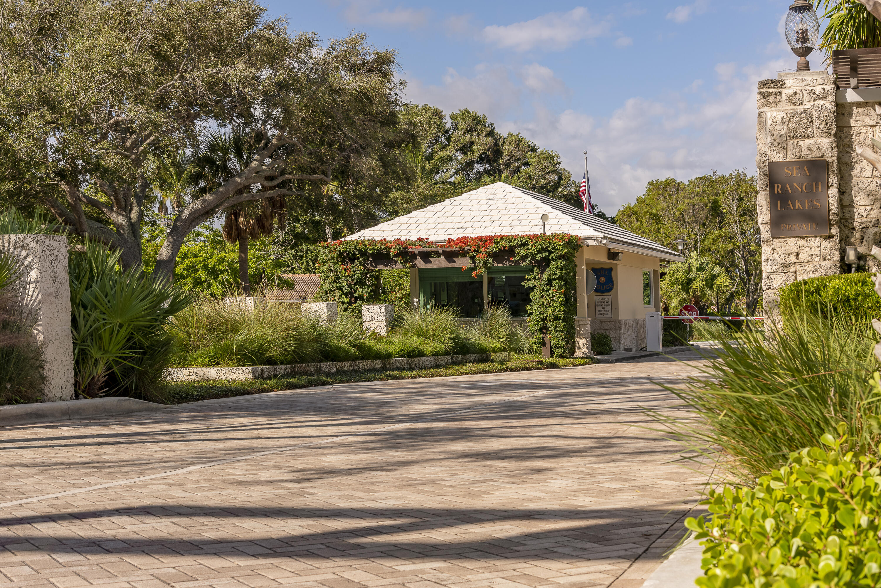 2 Mendota Sea Ranch Lakes, FL 33308