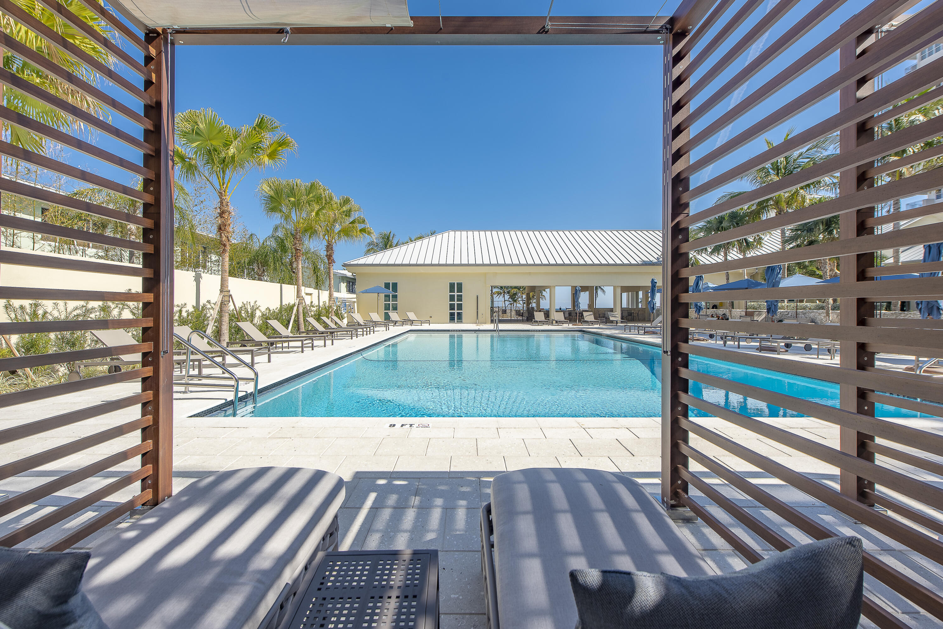 2 Mendota Sea Ranch Lakes, FL 33308