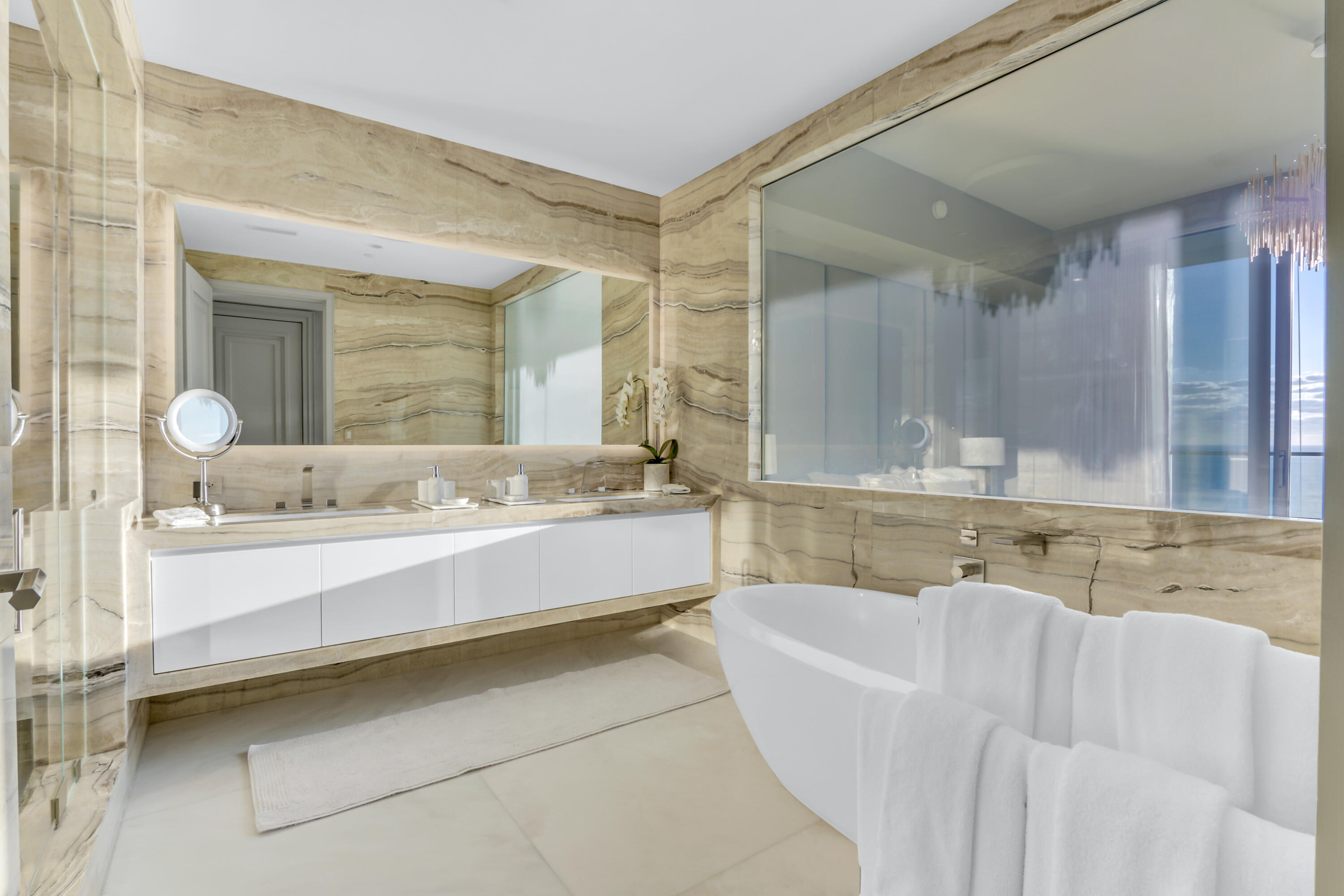 17901 Collins #1102 Sunny Isles Beach, FL 33160