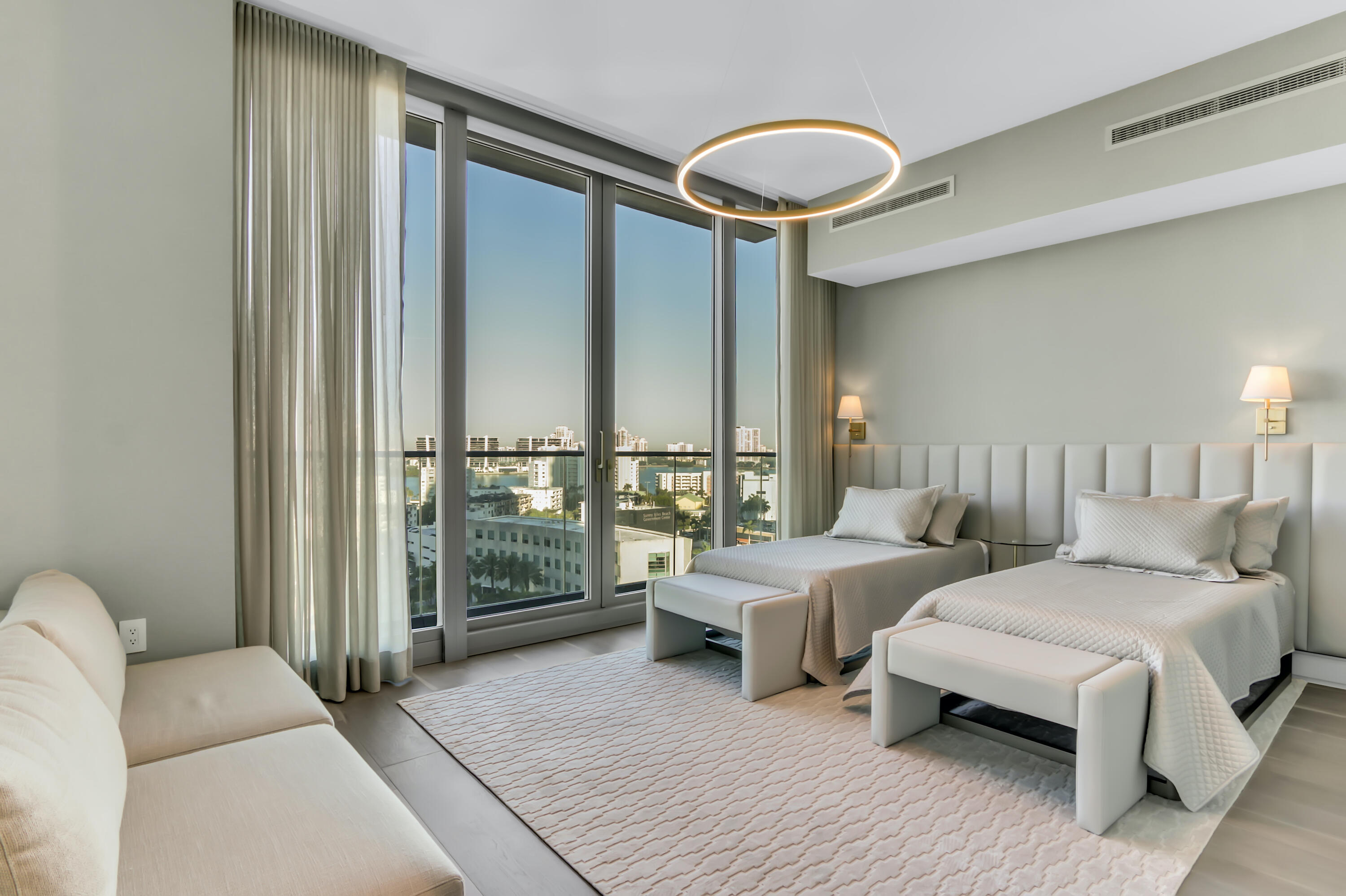 17901 Collins #1102 Sunny Isles Beach, FL 33160