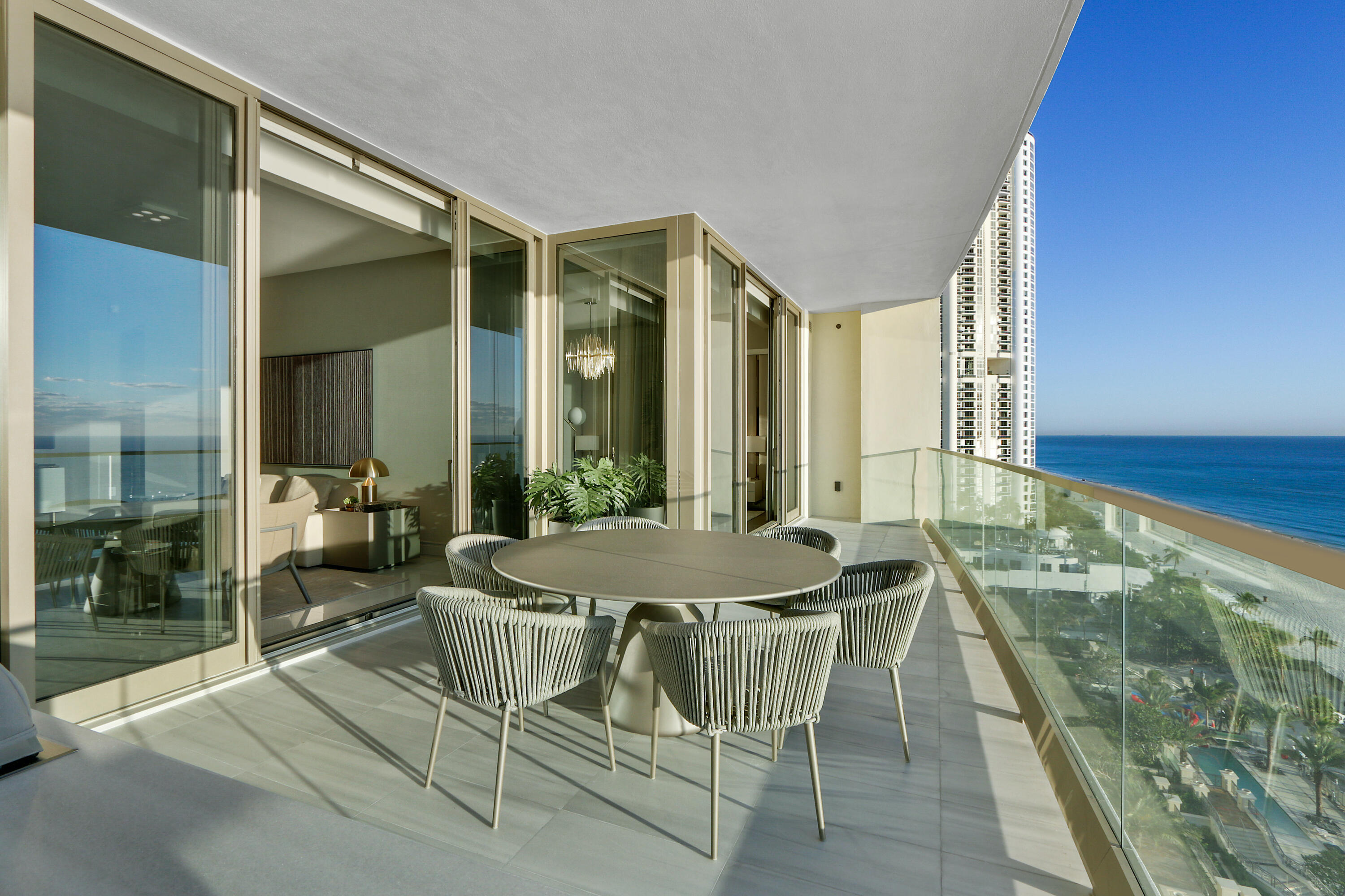 17901 Collins #1102 Sunny Isles Beach, FL 33160