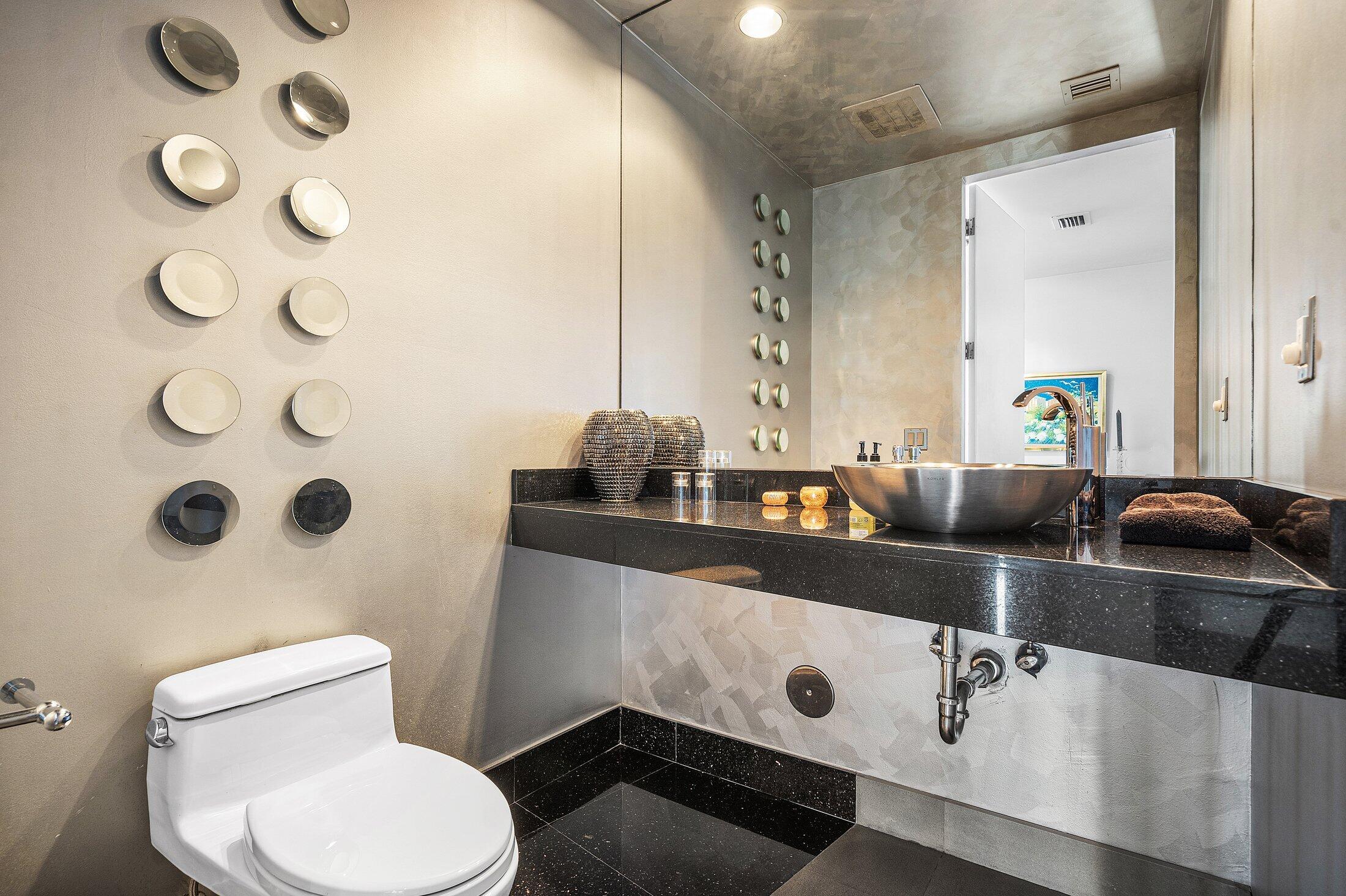 715 Bayshore #Ph4 Fort Lauderdale, FL 33304