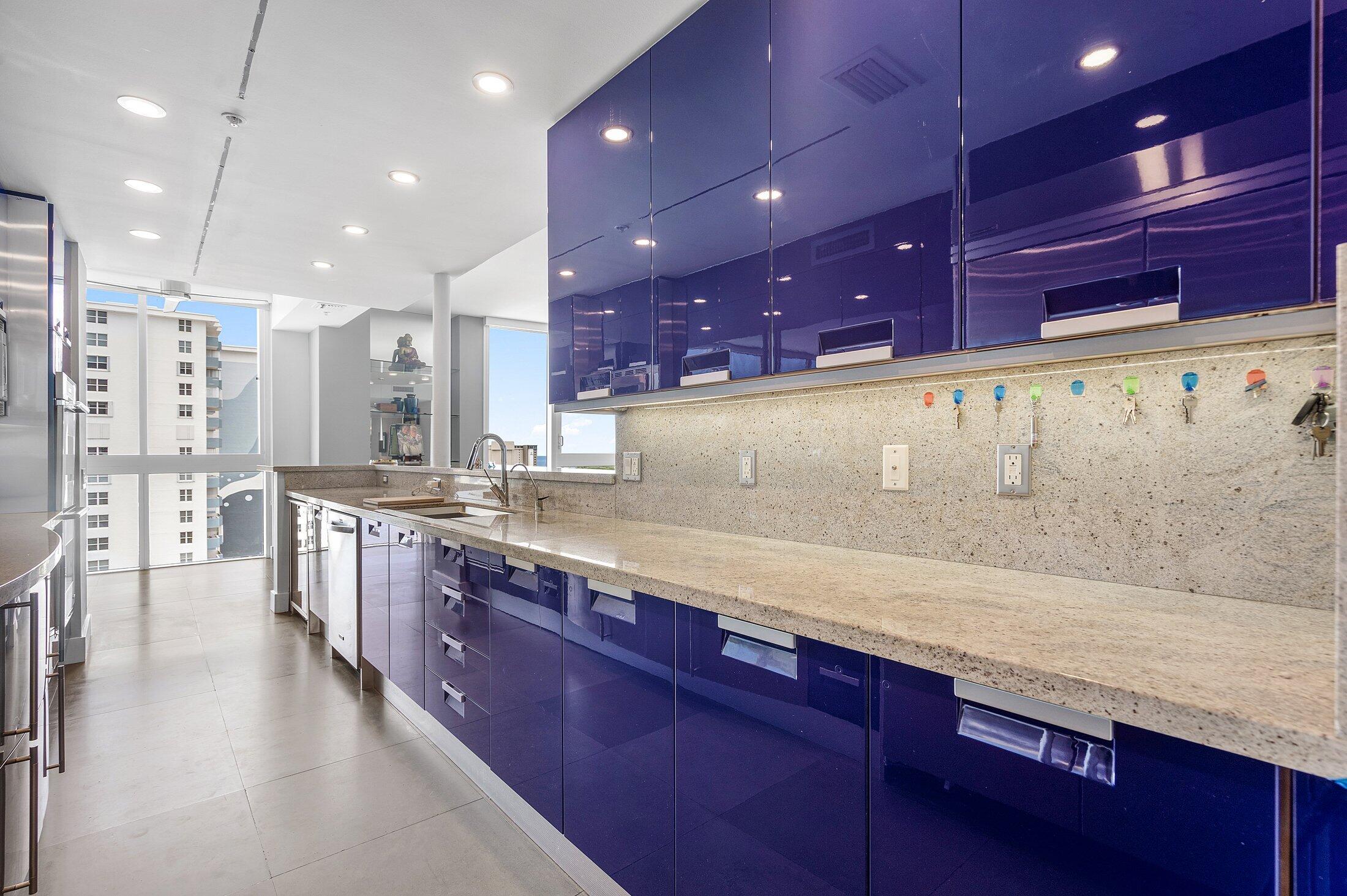 715 Bayshore #Ph4 Fort Lauderdale, FL 33304