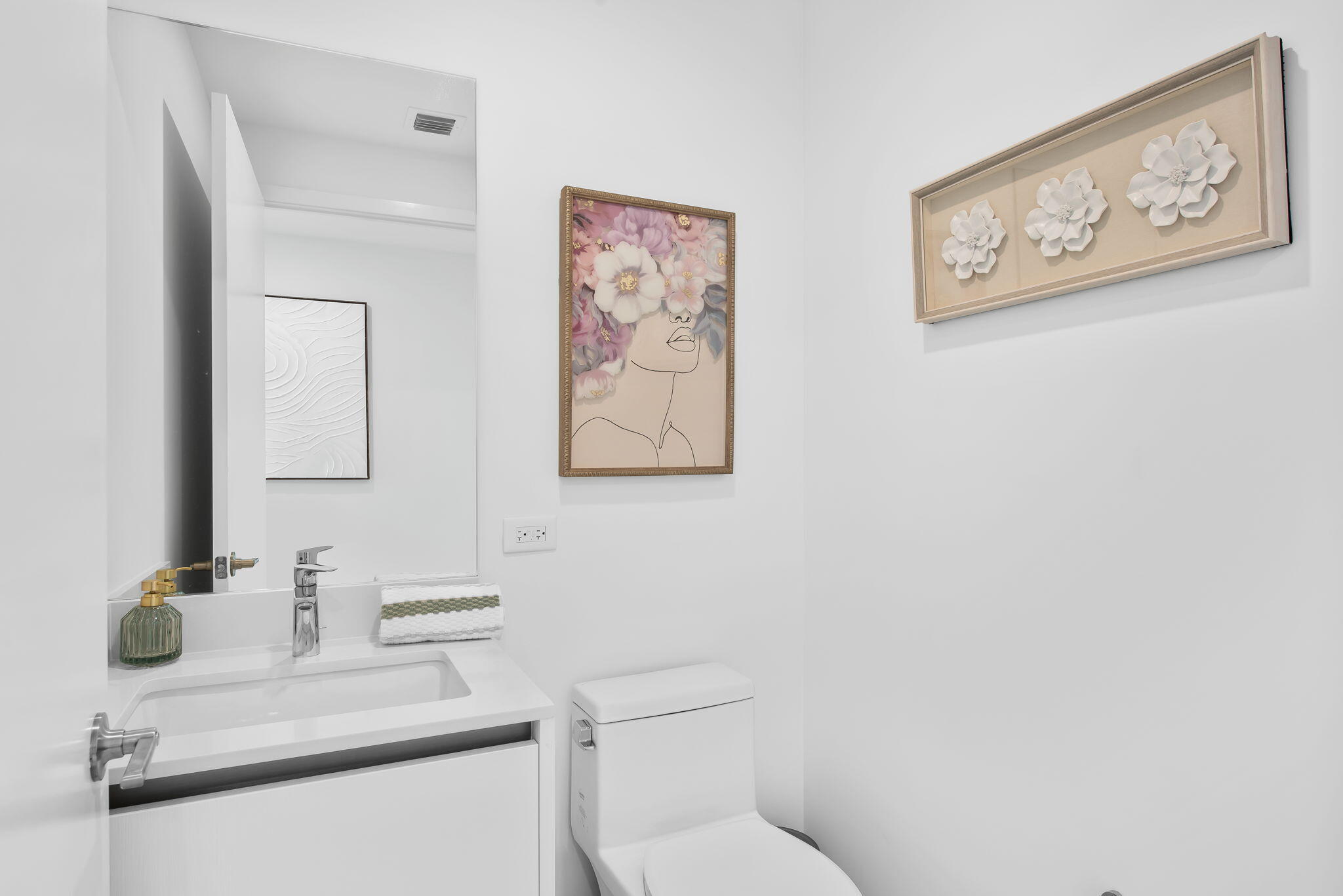 900 N Ocean Blvd #906 Pompano Beach, FL 33062