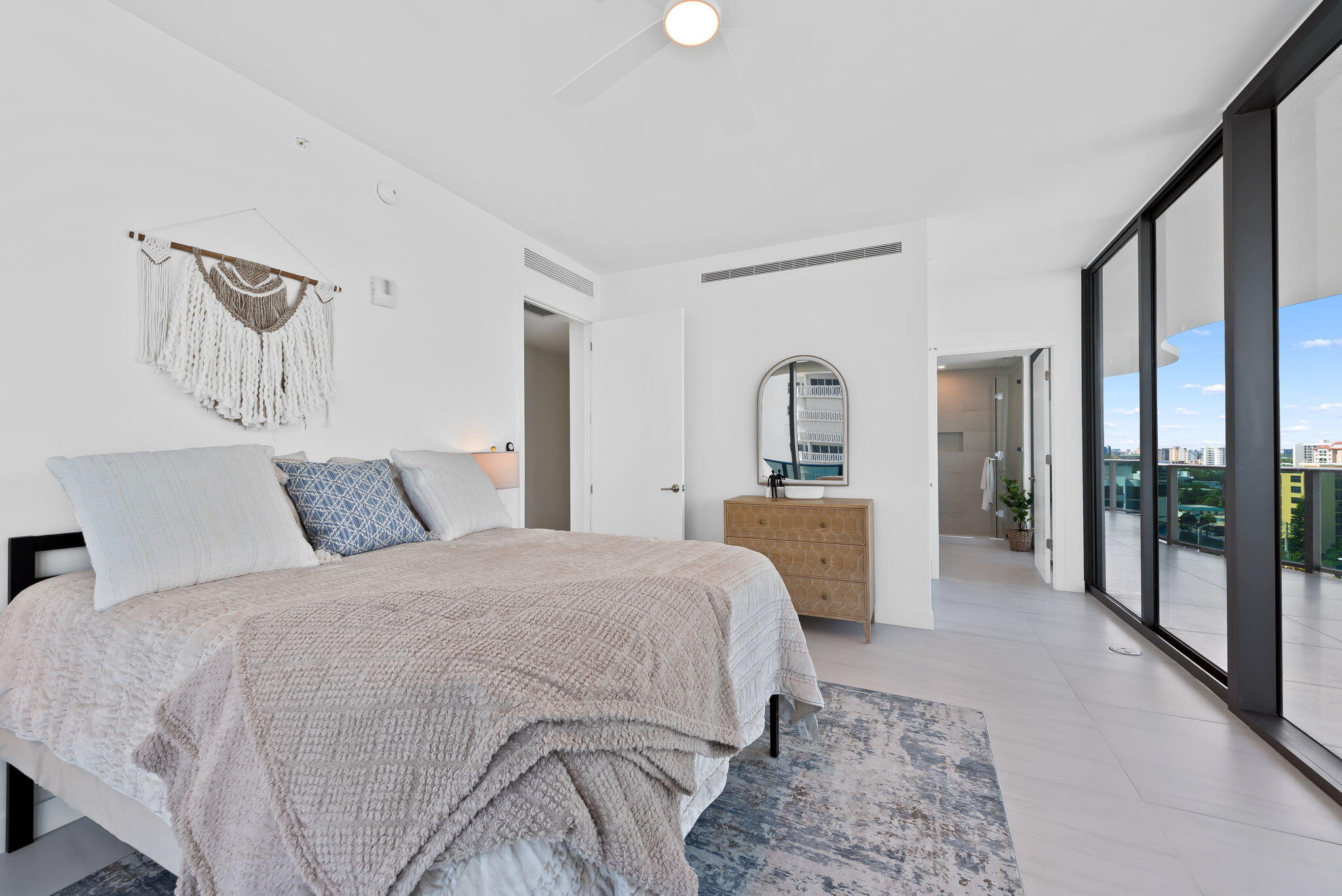 900 N Ocean Blvd #906 Pompano Beach, FL 33062
