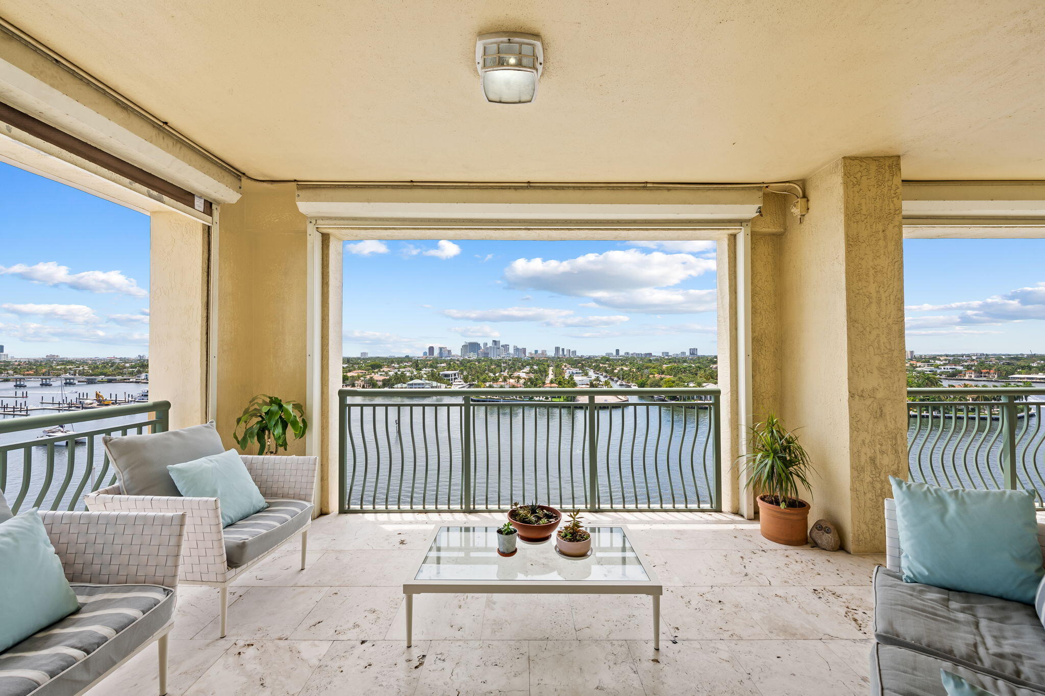 209 N Birch Rd #1002 Fort Lauderdale, FL 33304