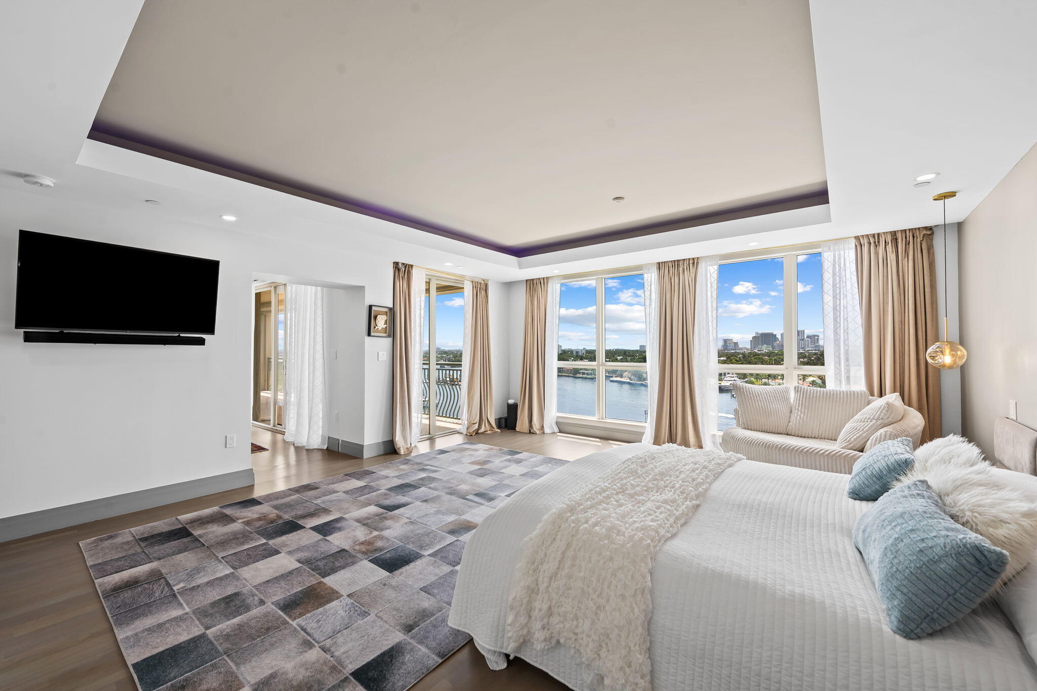 209 N Birch Rd #1002 Fort Lauderdale, FL 33304
