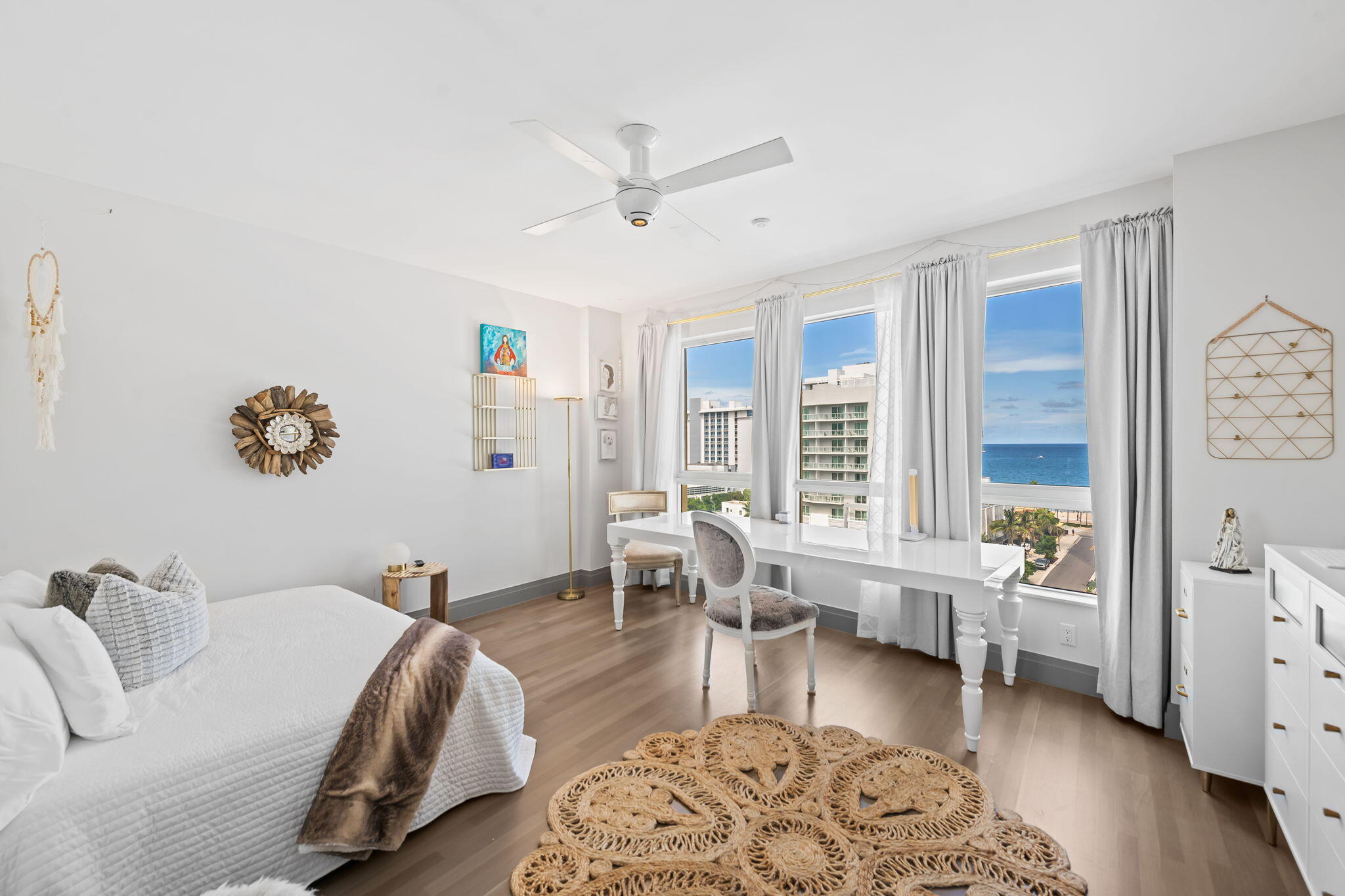 209 N Birch Rd #1002 Fort Lauderdale, FL 33304