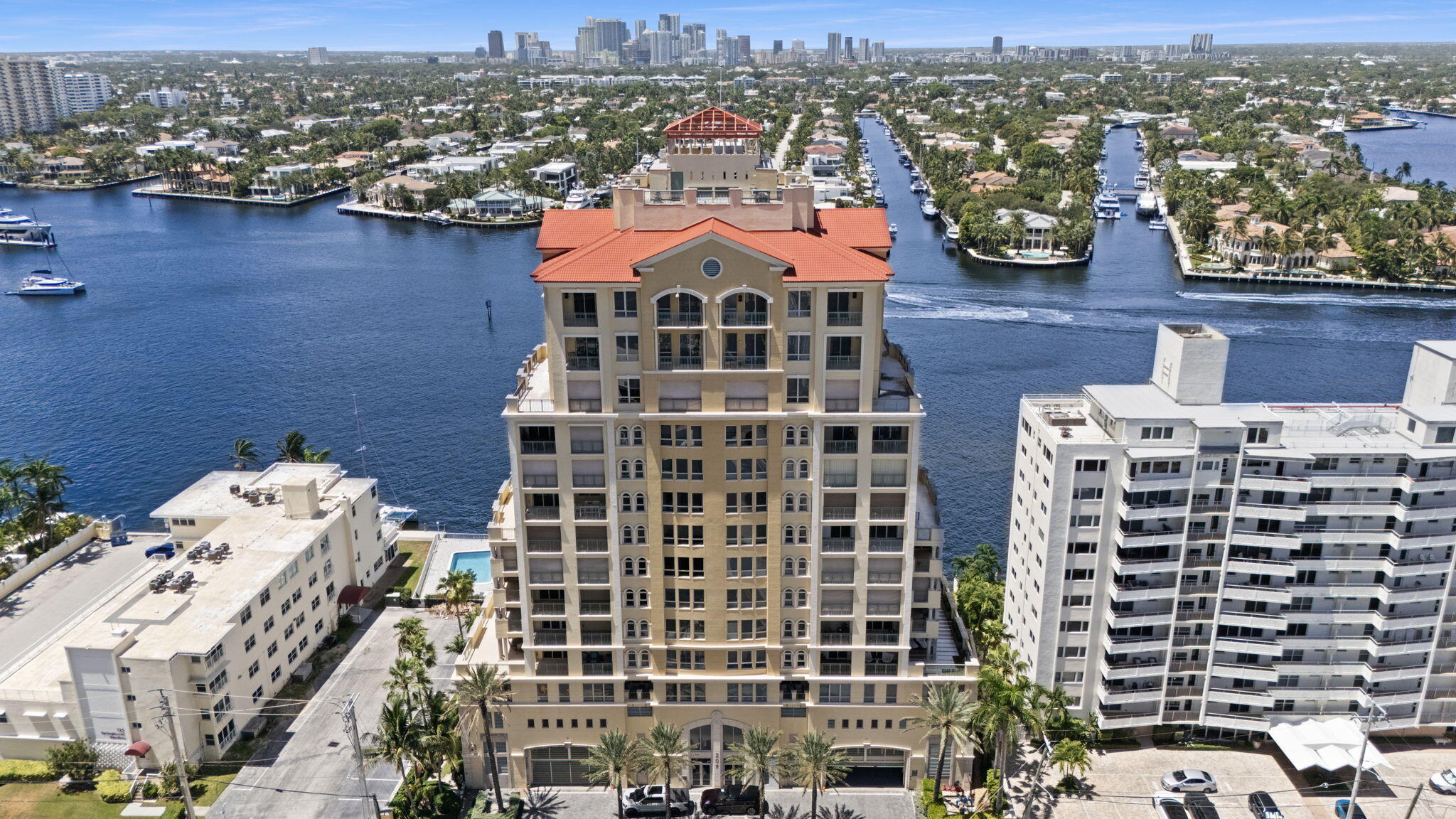 209 N Birch Rd #1002 Fort Lauderdale, FL 33304