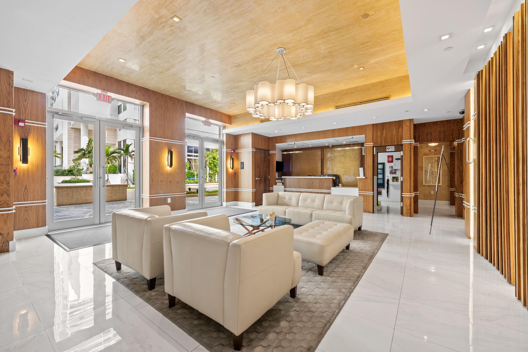209 N Birch Rd #1002 Fort Lauderdale, FL 33304