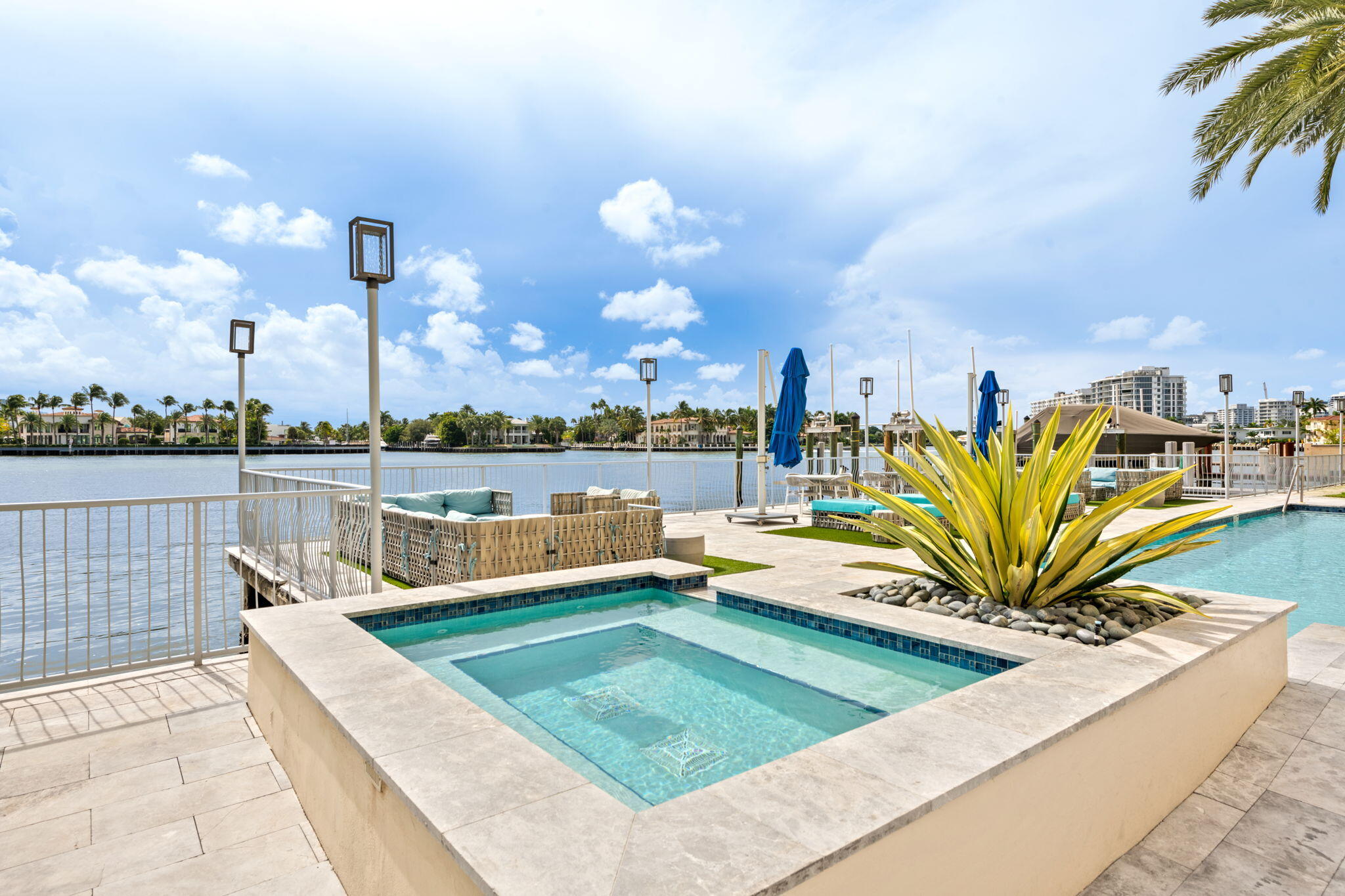 209 N Birch Rd #1002 Fort Lauderdale, FL 33304