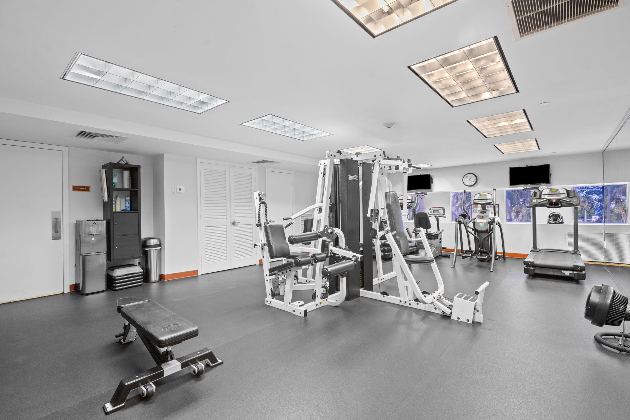 209 N Birch Rd #1002 Fort Lauderdale, FL 33304