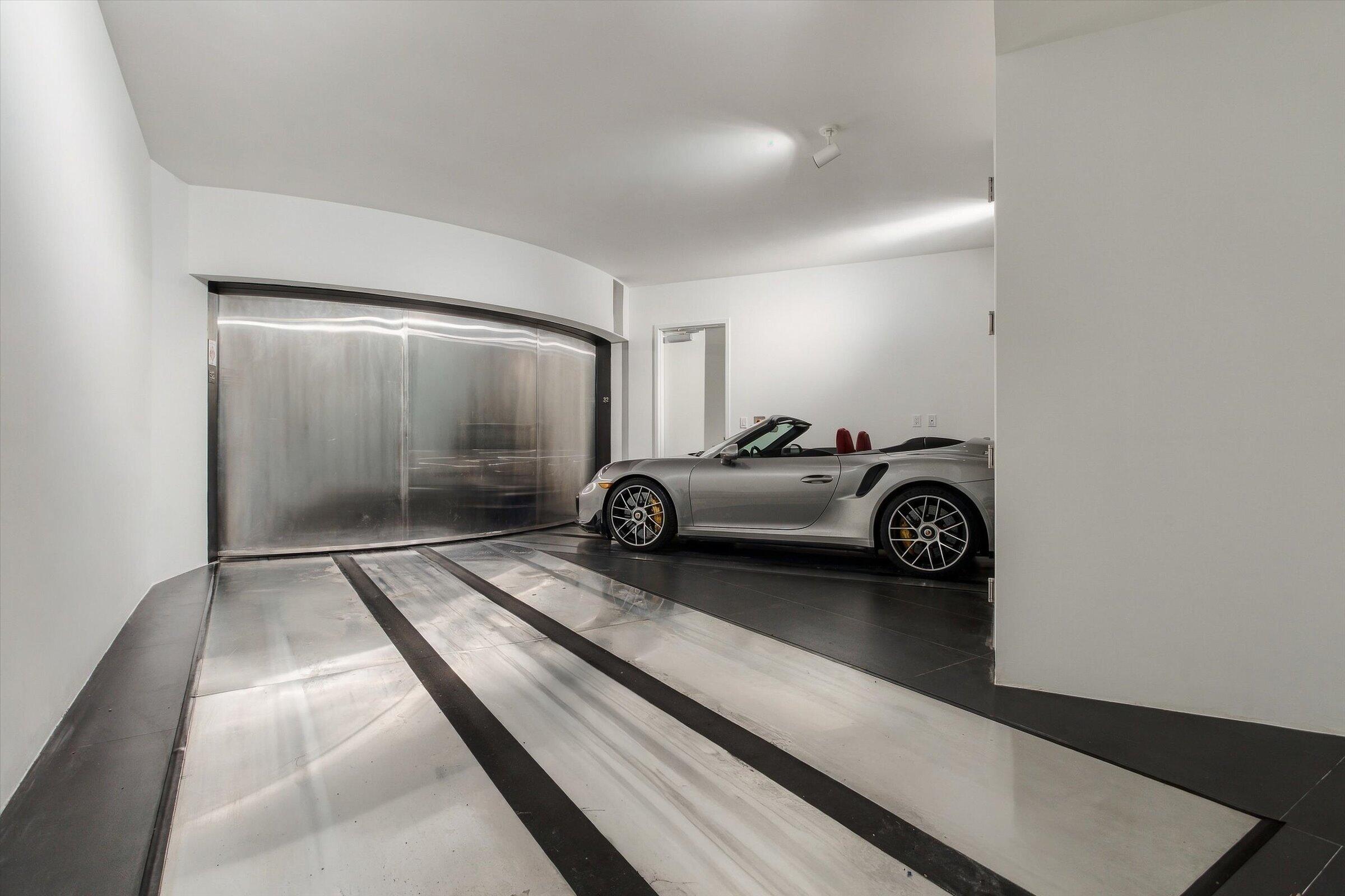 image Porsche Design Tower29