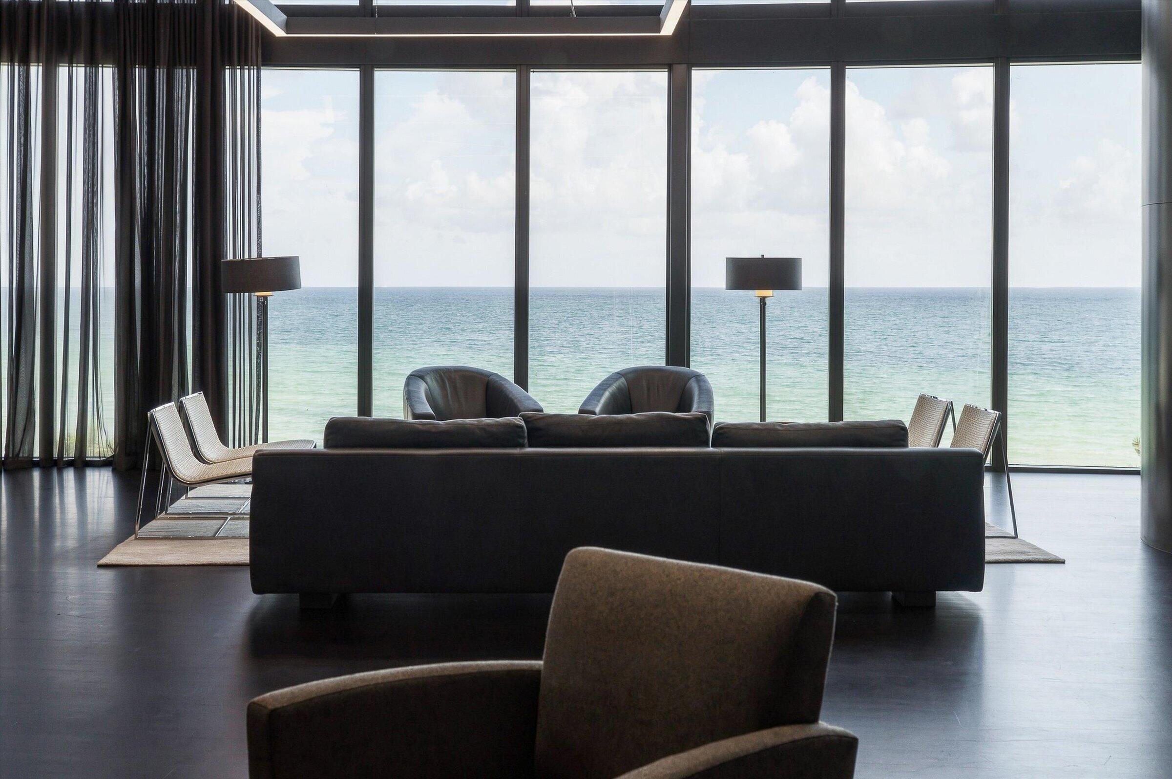 image Porsche Design Tower36