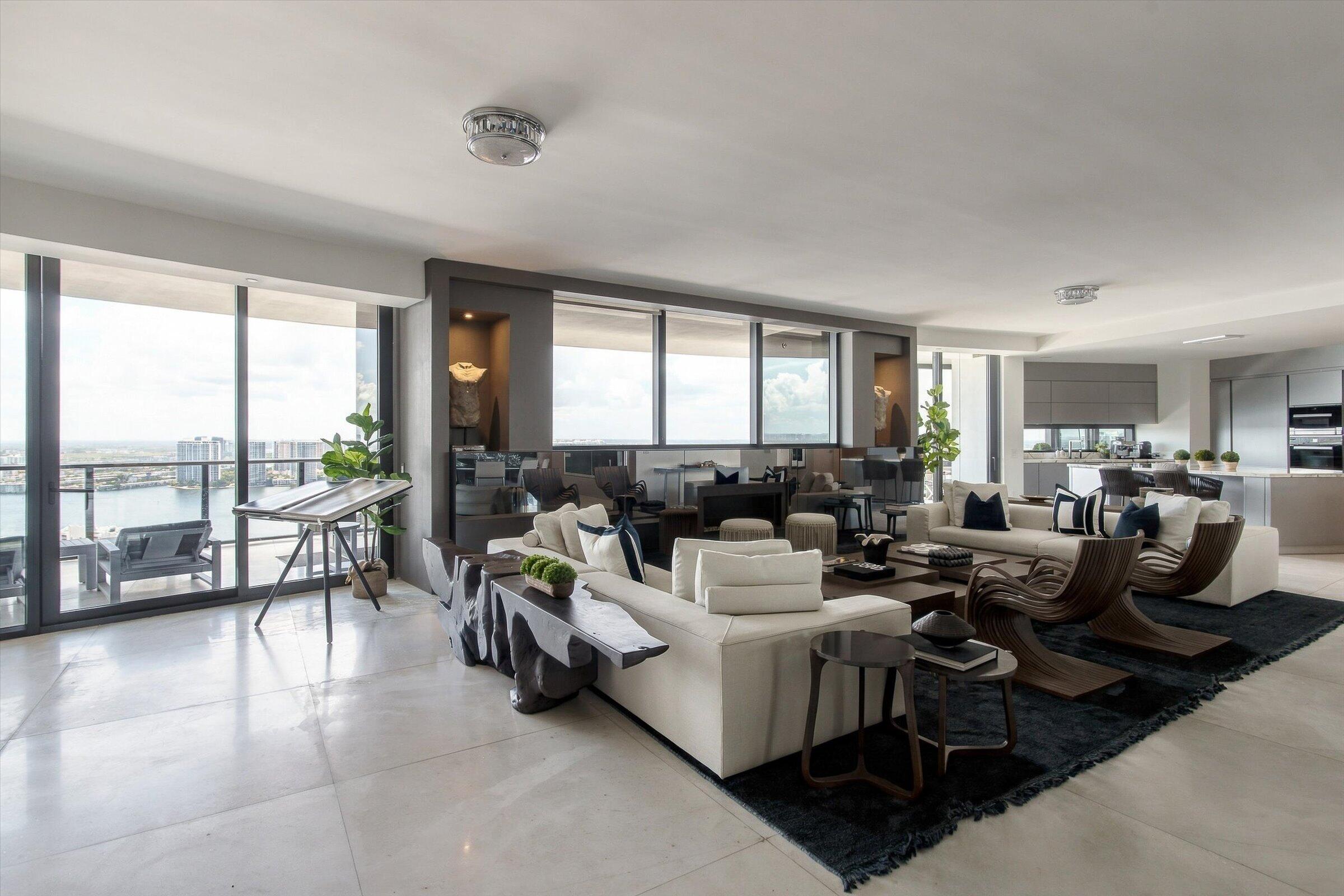 image Porsche Design Tower46