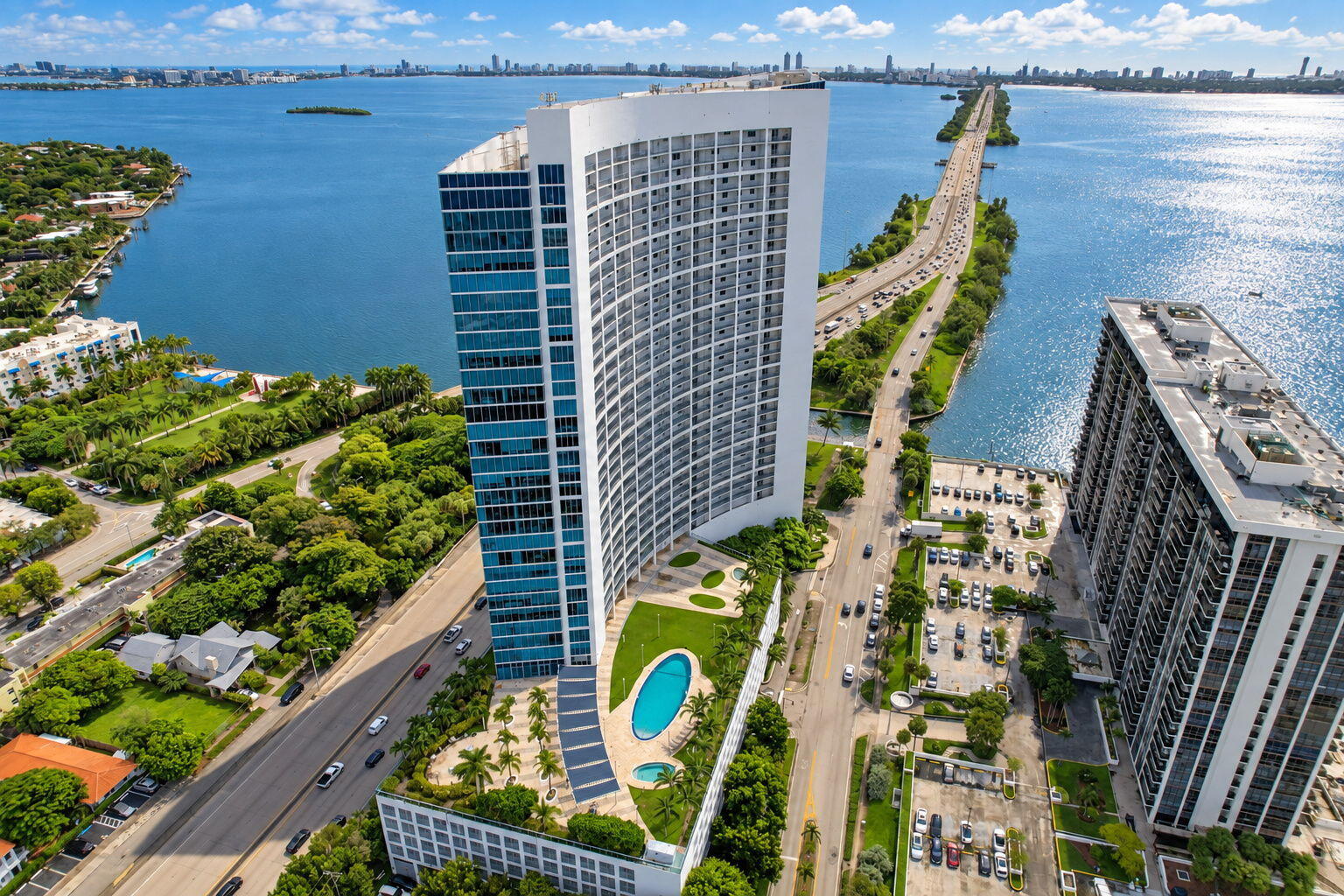 image Blue on the Bay48