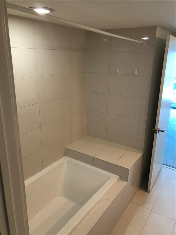 1100 S Miami Ave #3002, Miami, FL 33130