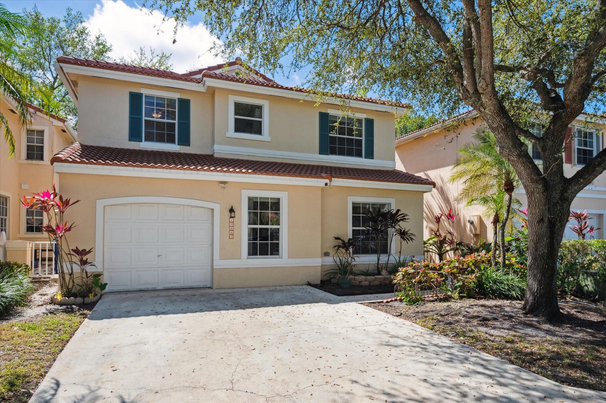 10845 NW 46th Dr