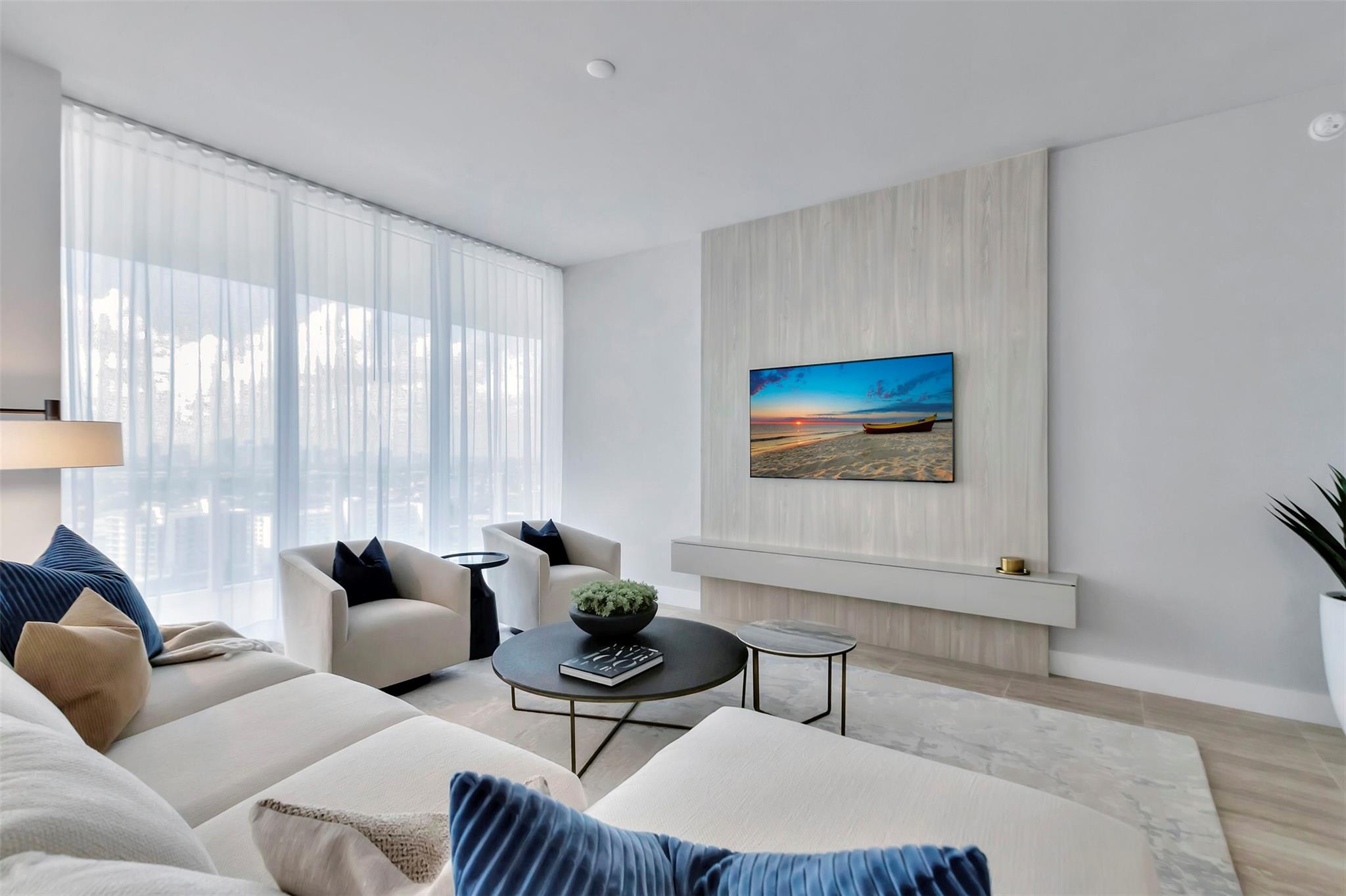 525 N Fort Lauderdale Bch Blvd #1903 Fort Lauderdale, FL 33304