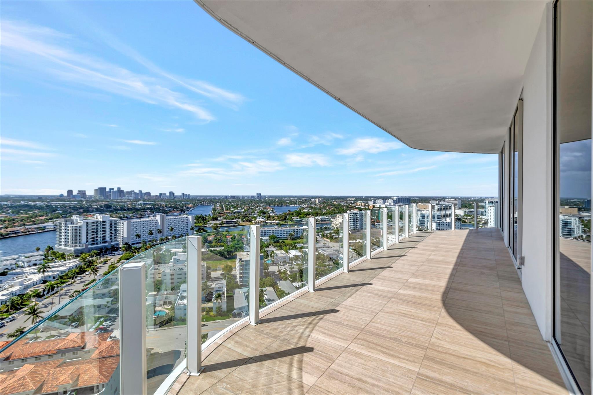 525 N Fort Lauderdale Bch Blvd #1903 Fort Lauderdale, FL 33304