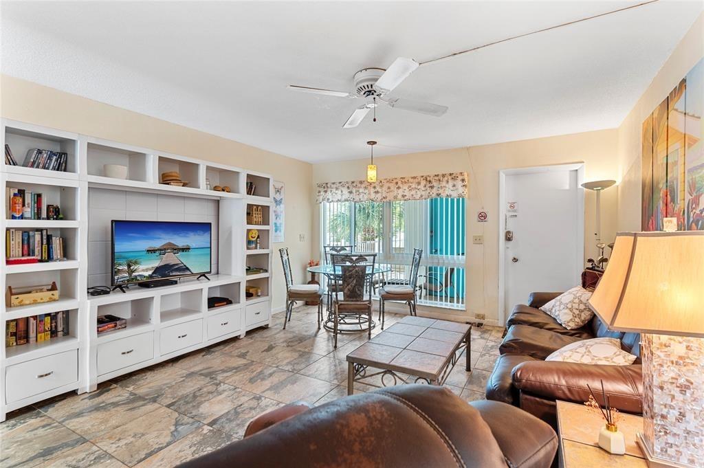 3225 NE 16th St #20A
