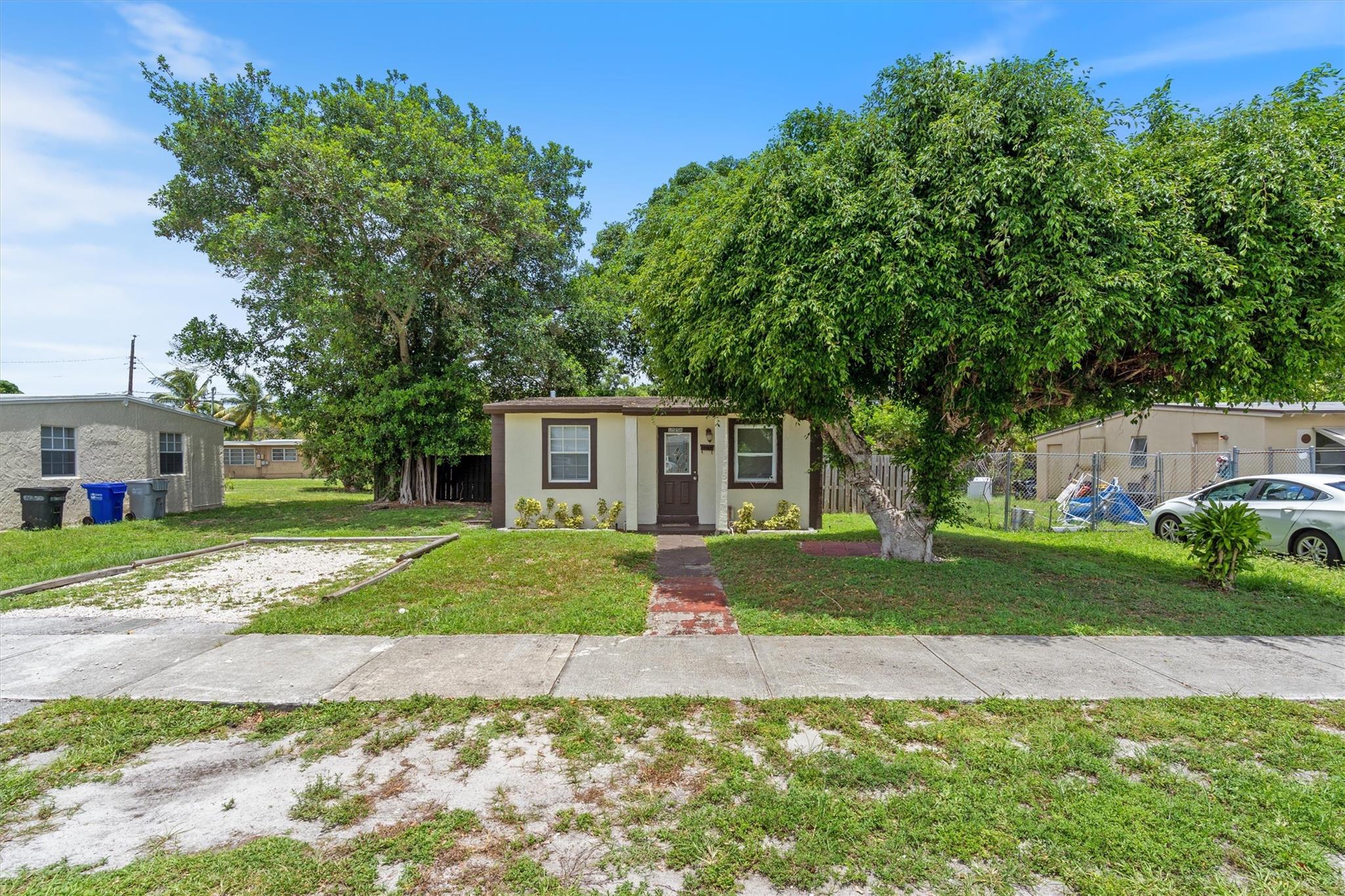 1558 NW 3rd Way