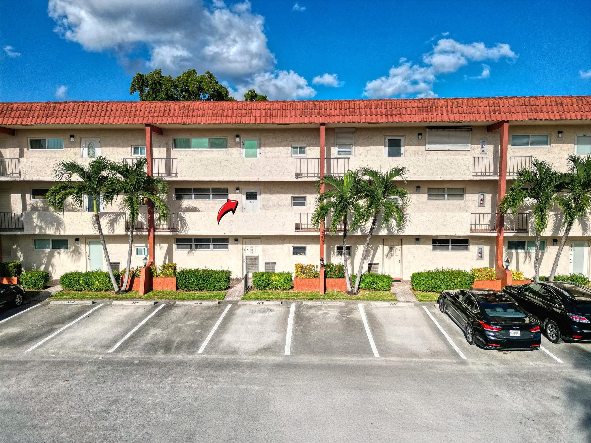 8980 S Hollybrook Blvd #204