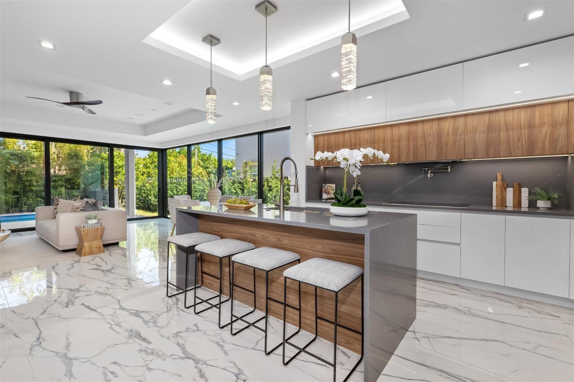 1621 E Broward Fort Lauderdale, FL 33301