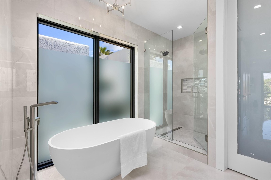 1621 E Broward Fort Lauderdale, FL 33301