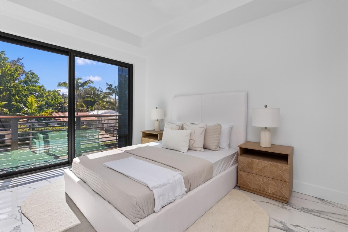 1621 E Broward Fort Lauderdale, FL 33301