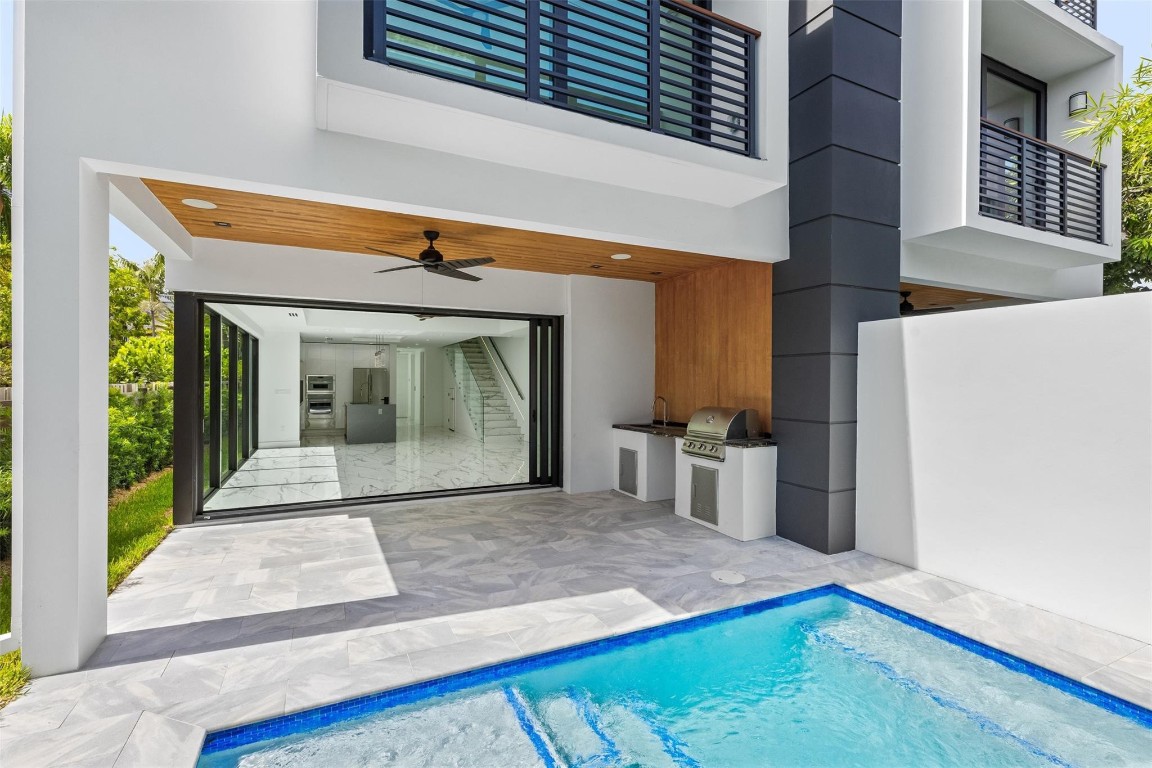 1621 E Broward Fort Lauderdale, FL 33301