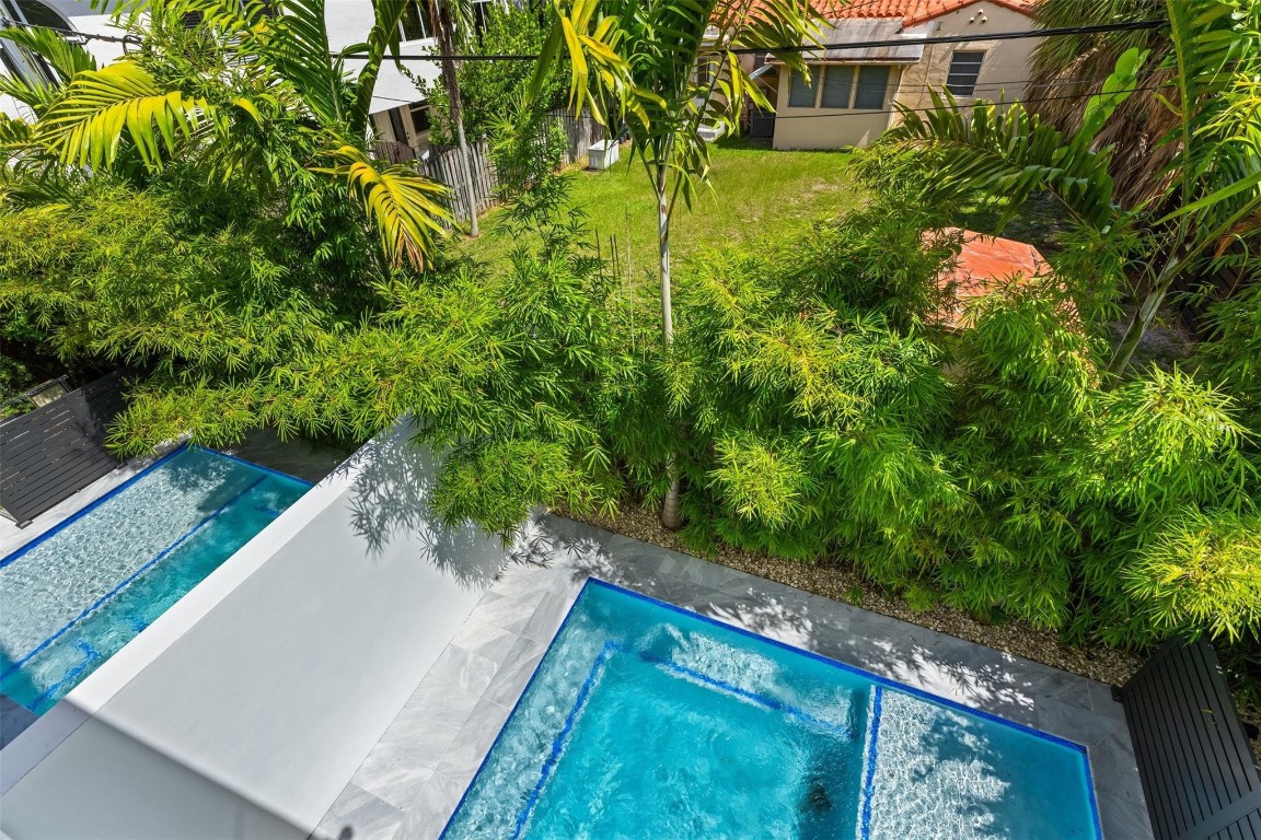 1621 E Broward Fort Lauderdale, FL 33301