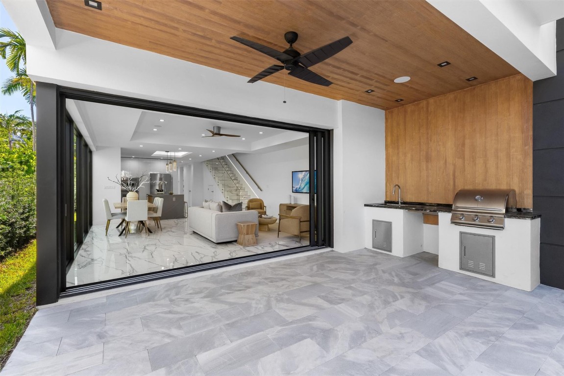 1621 E Broward Fort Lauderdale, FL 33301